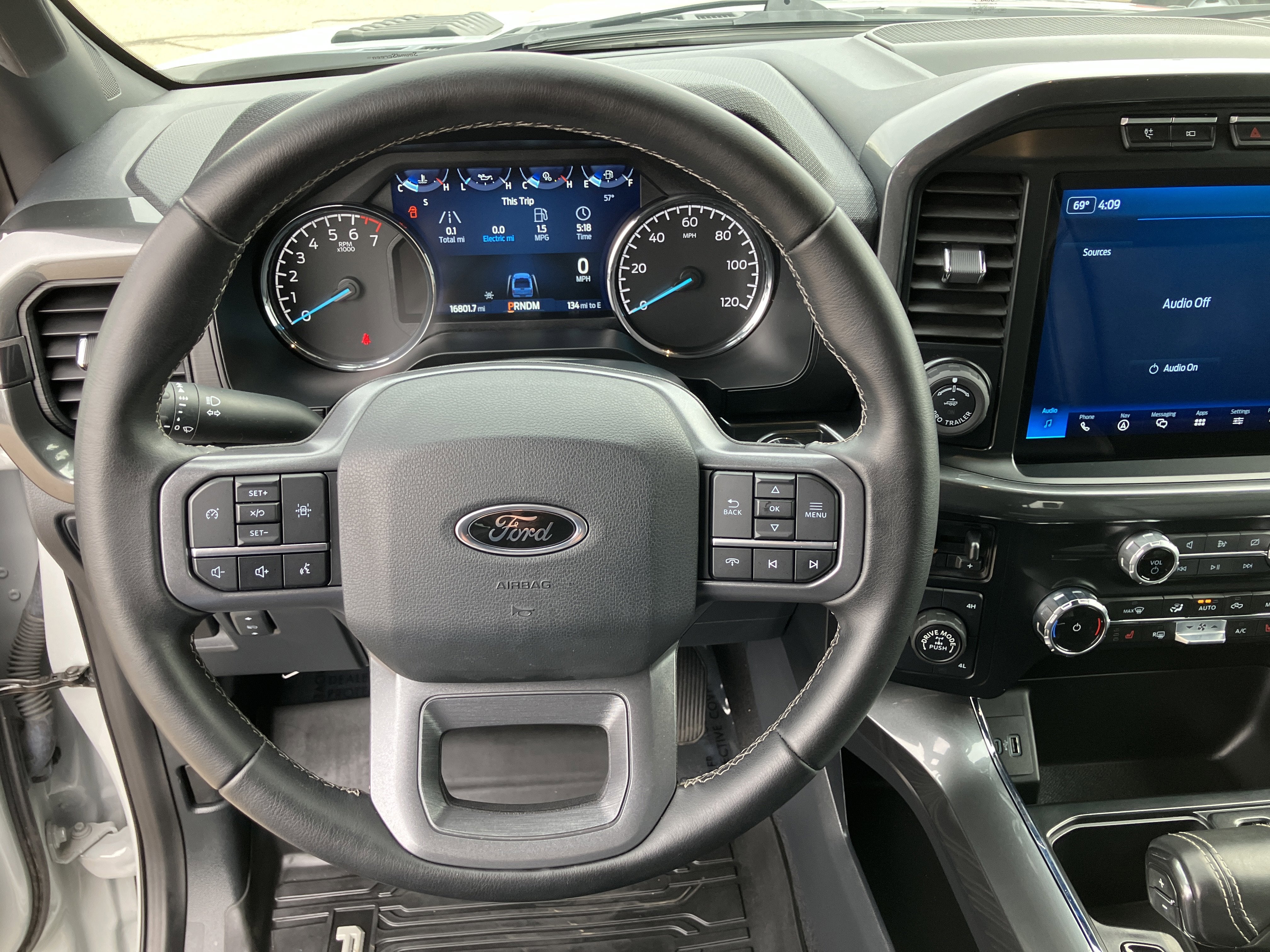 2023 Ford F-150 XLT Leather