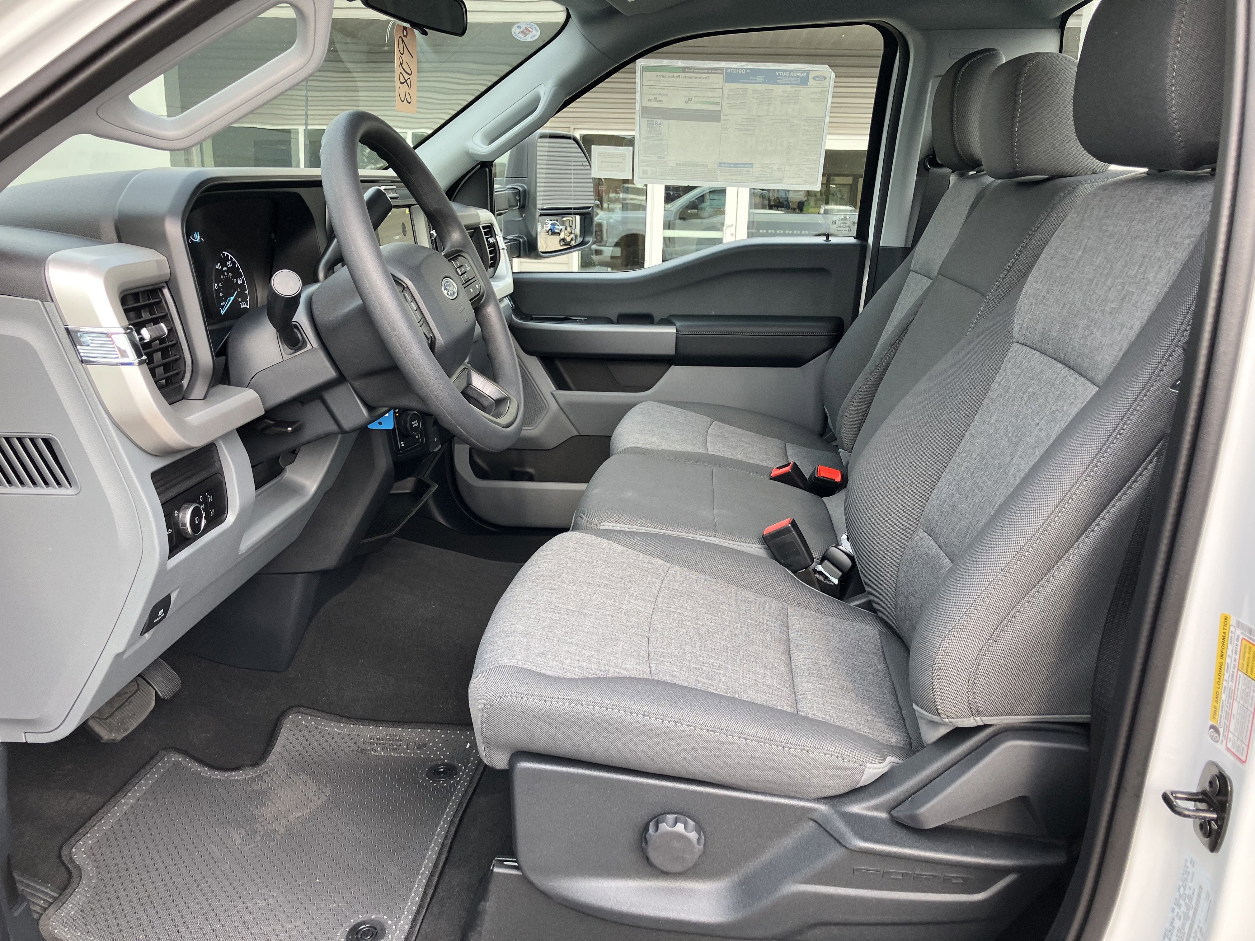 2025 Ford Super Duty F-350 SRW F-350® XL