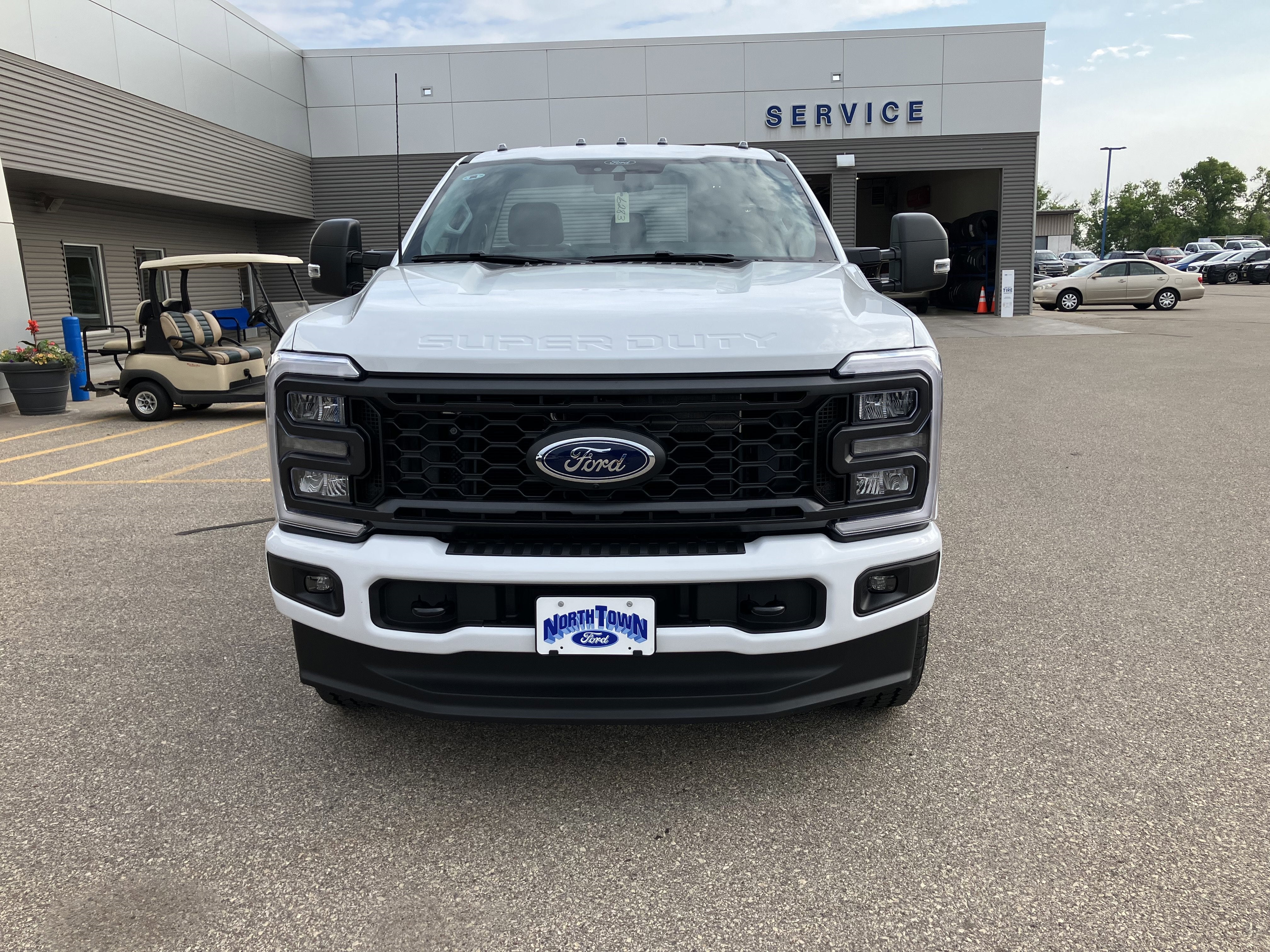 2025 Ford Super Duty F-350 SRW F-350® XL