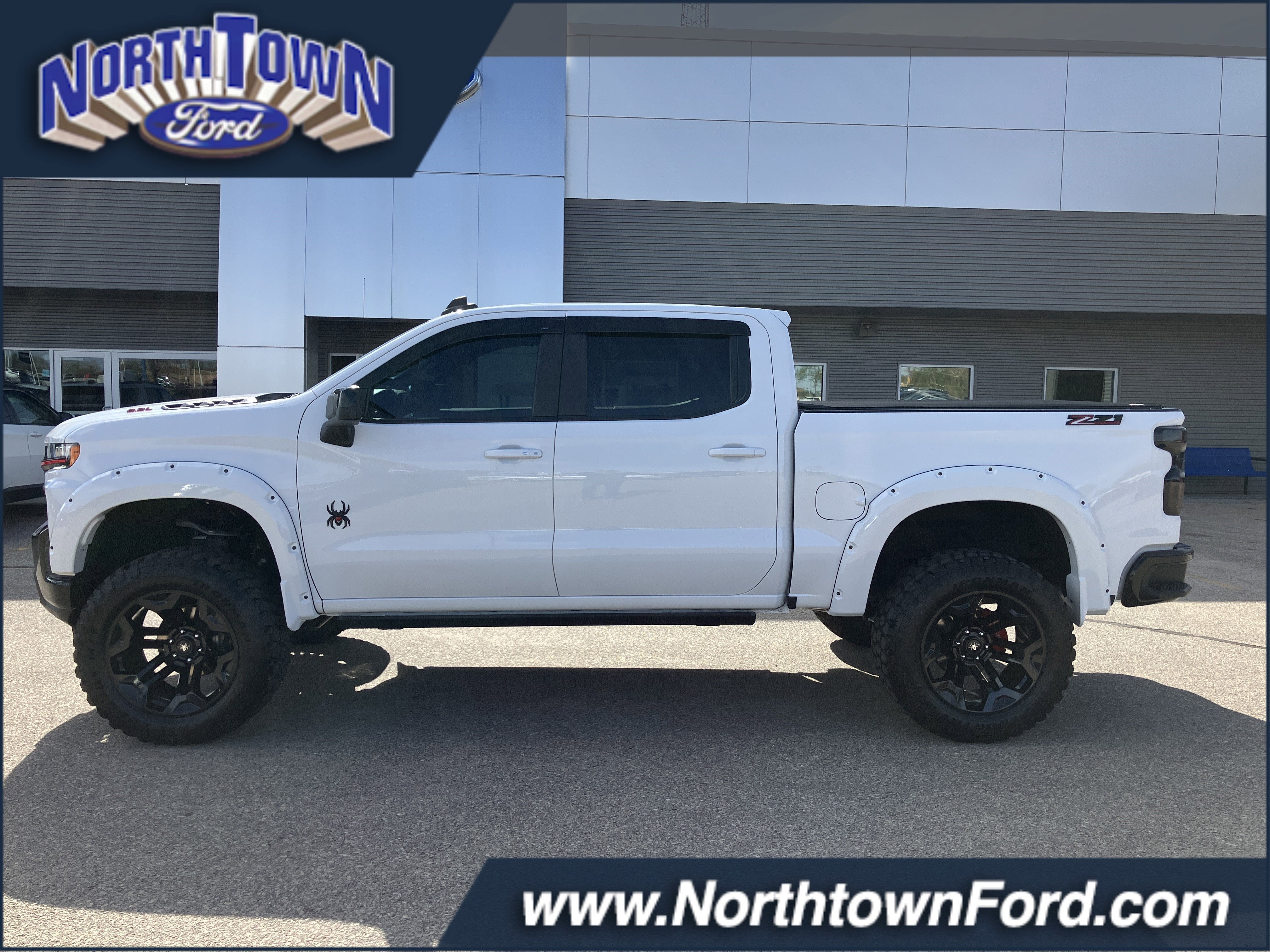 2021 Chevrolet Silverado 1500 RST 4X4 Crew Cab Short Box's photo