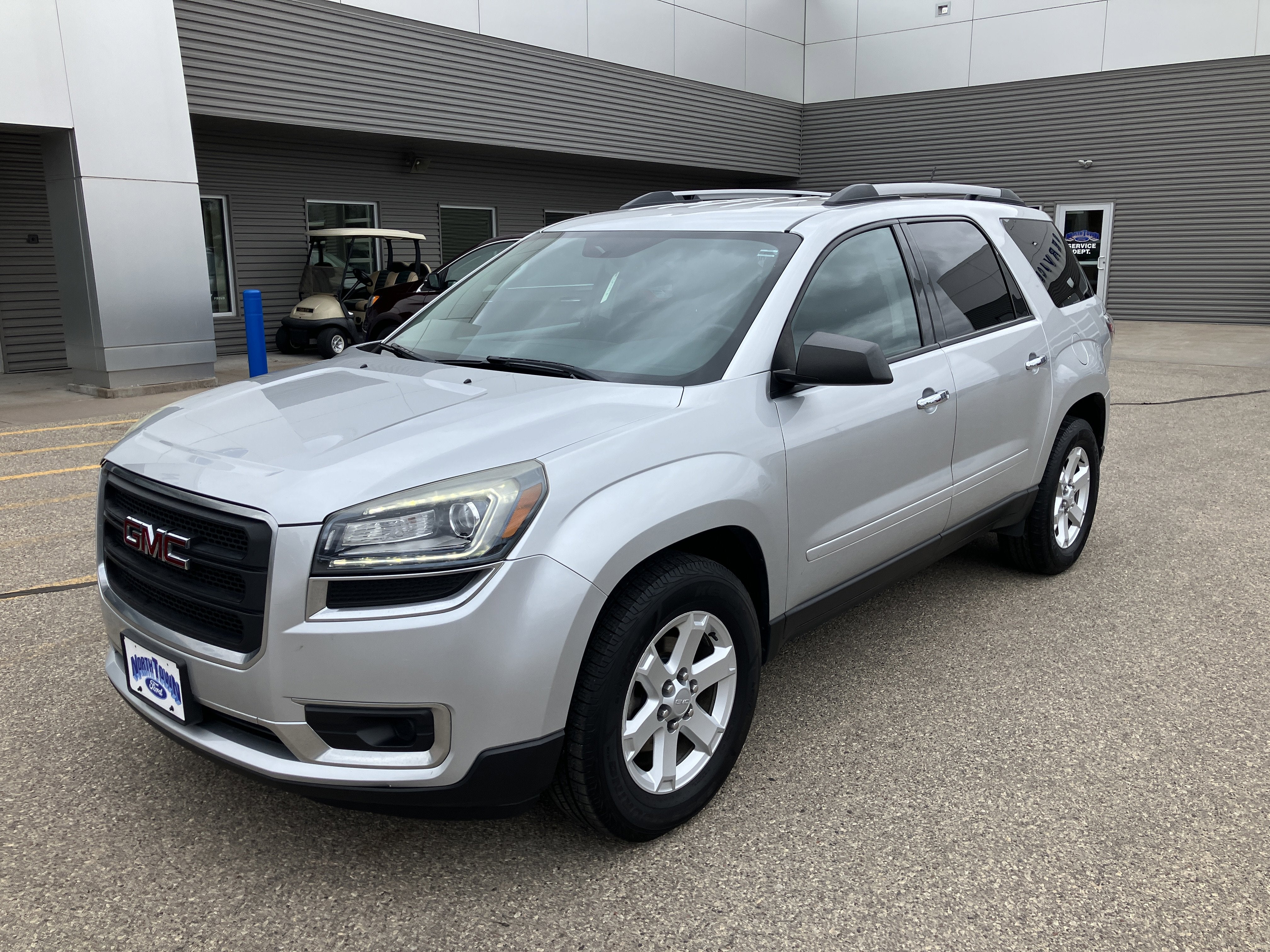 Used 2015 GMC Acadia SLE2 with VIN 1GKKVPKD8FJ246918 for sale in Menomonie, WI