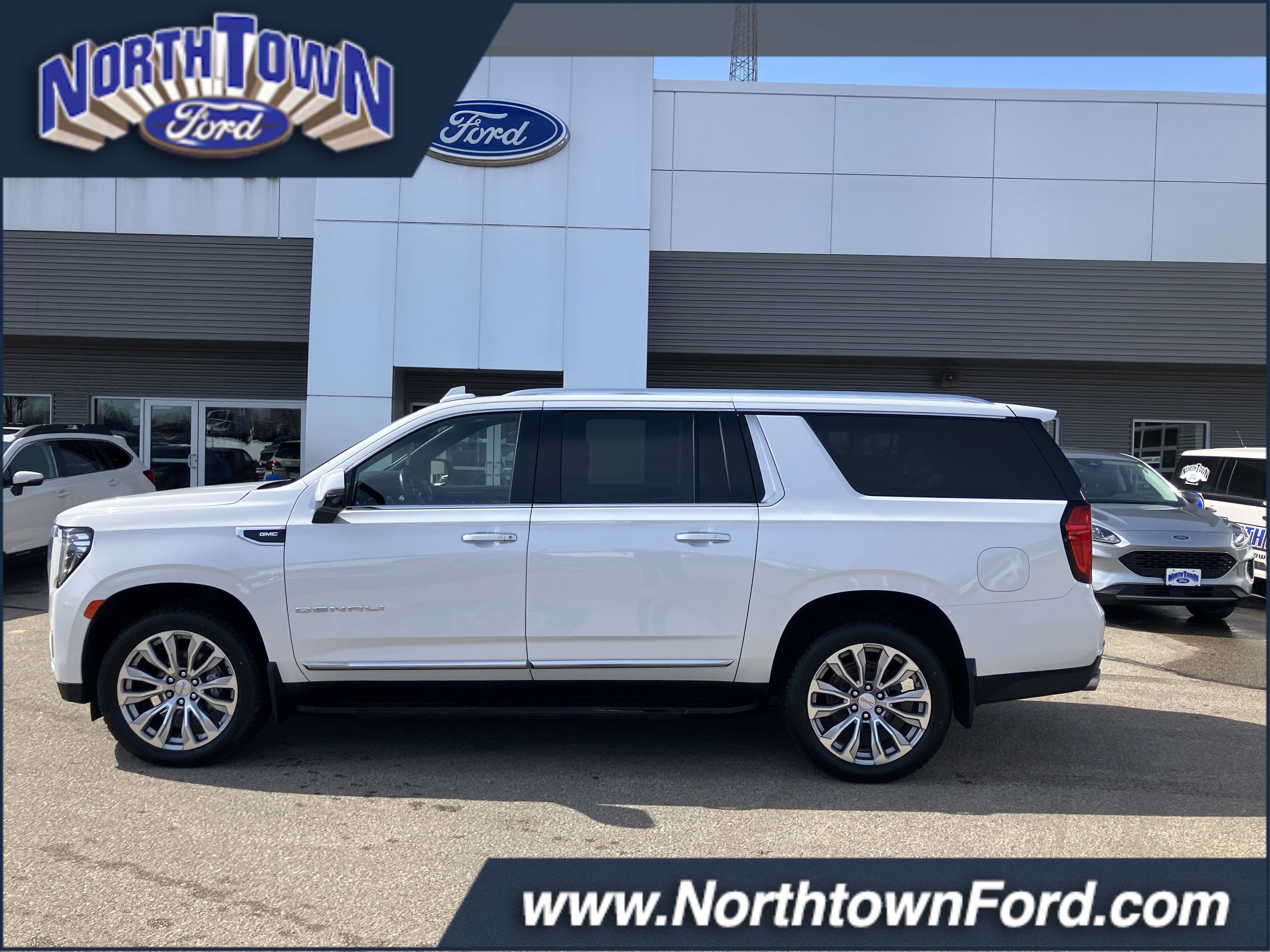 2022 GMC Yukon XL Denali