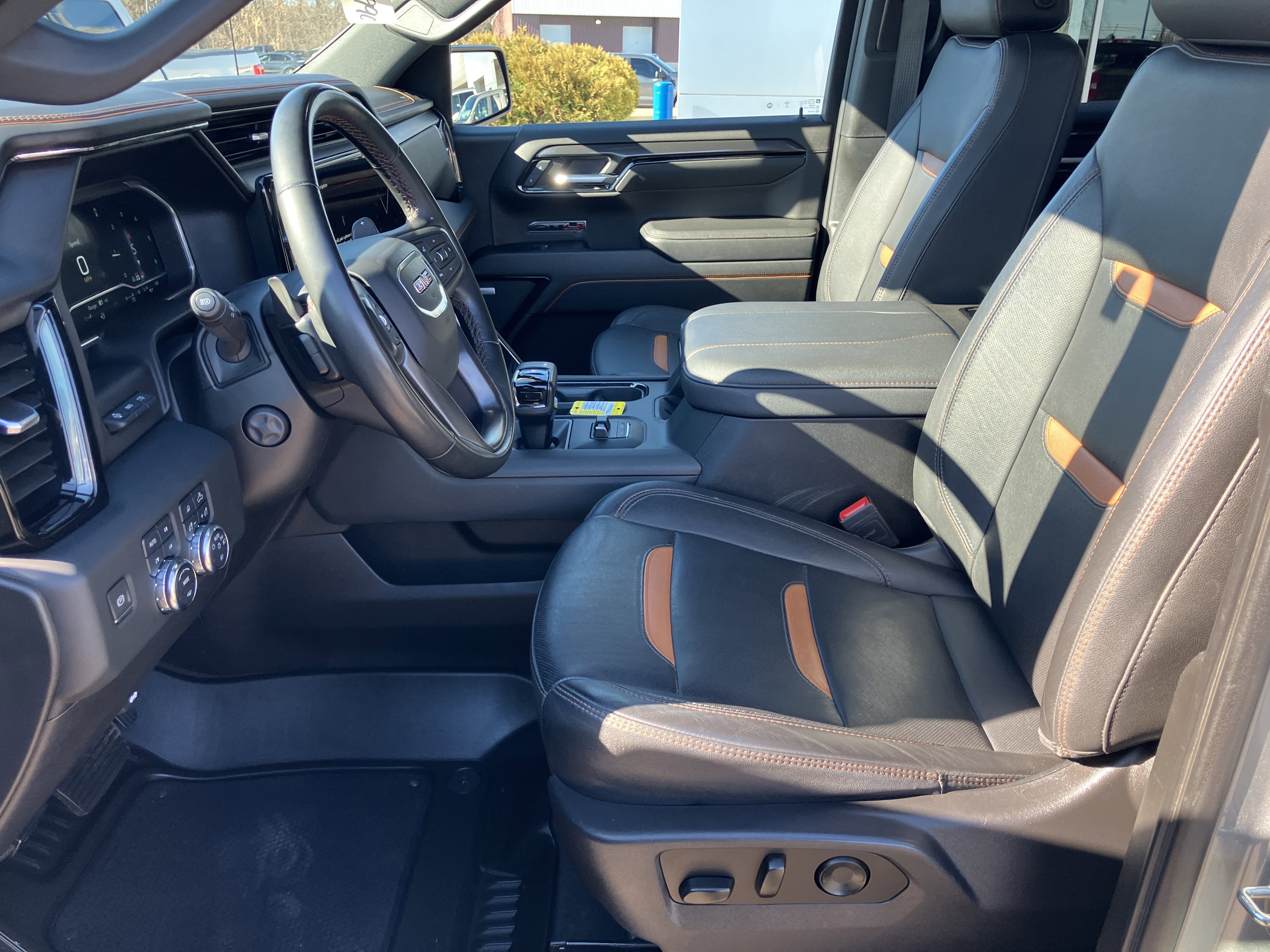 2023 GMC Sierra 1500 AT4