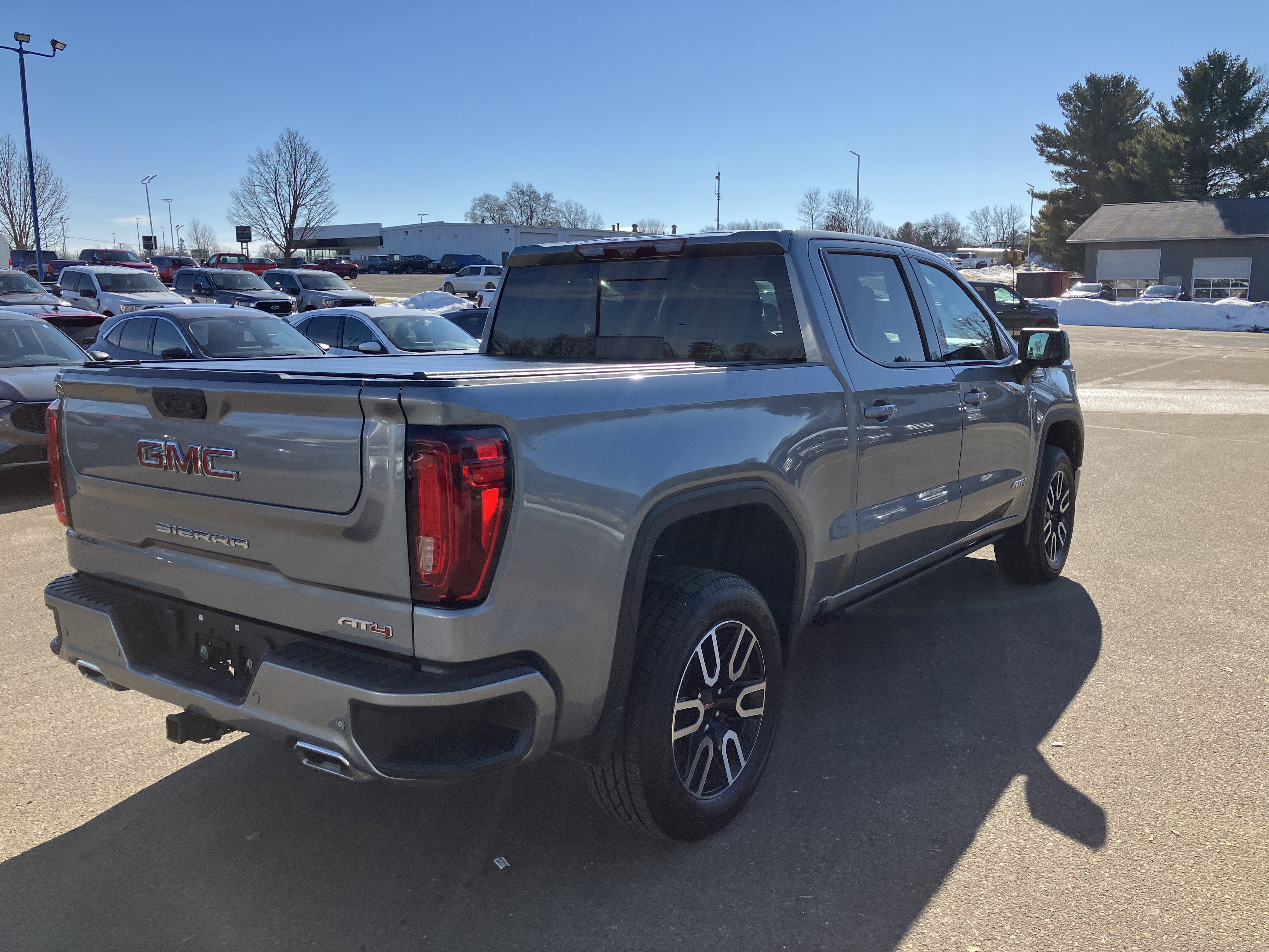 2023 GMC Sierra 1500 AT4
