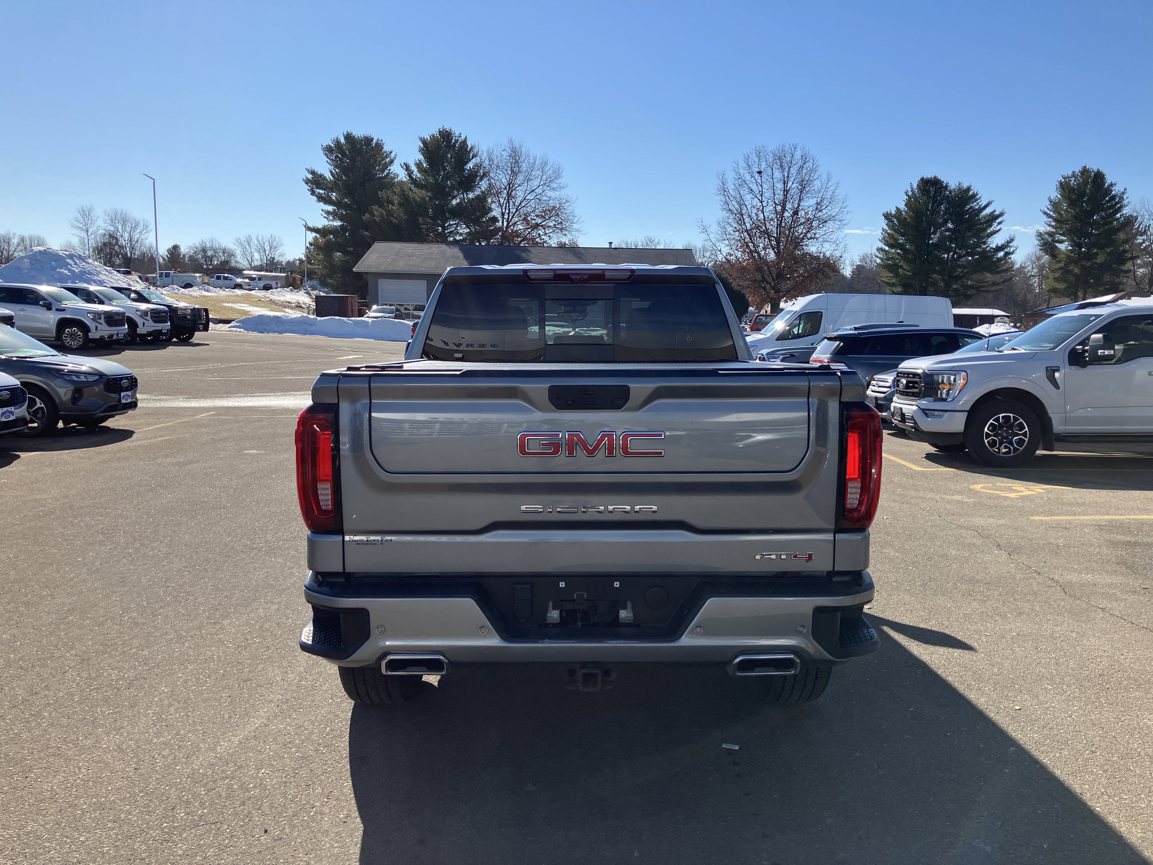 2023 GMC Sierra 1500 AT4