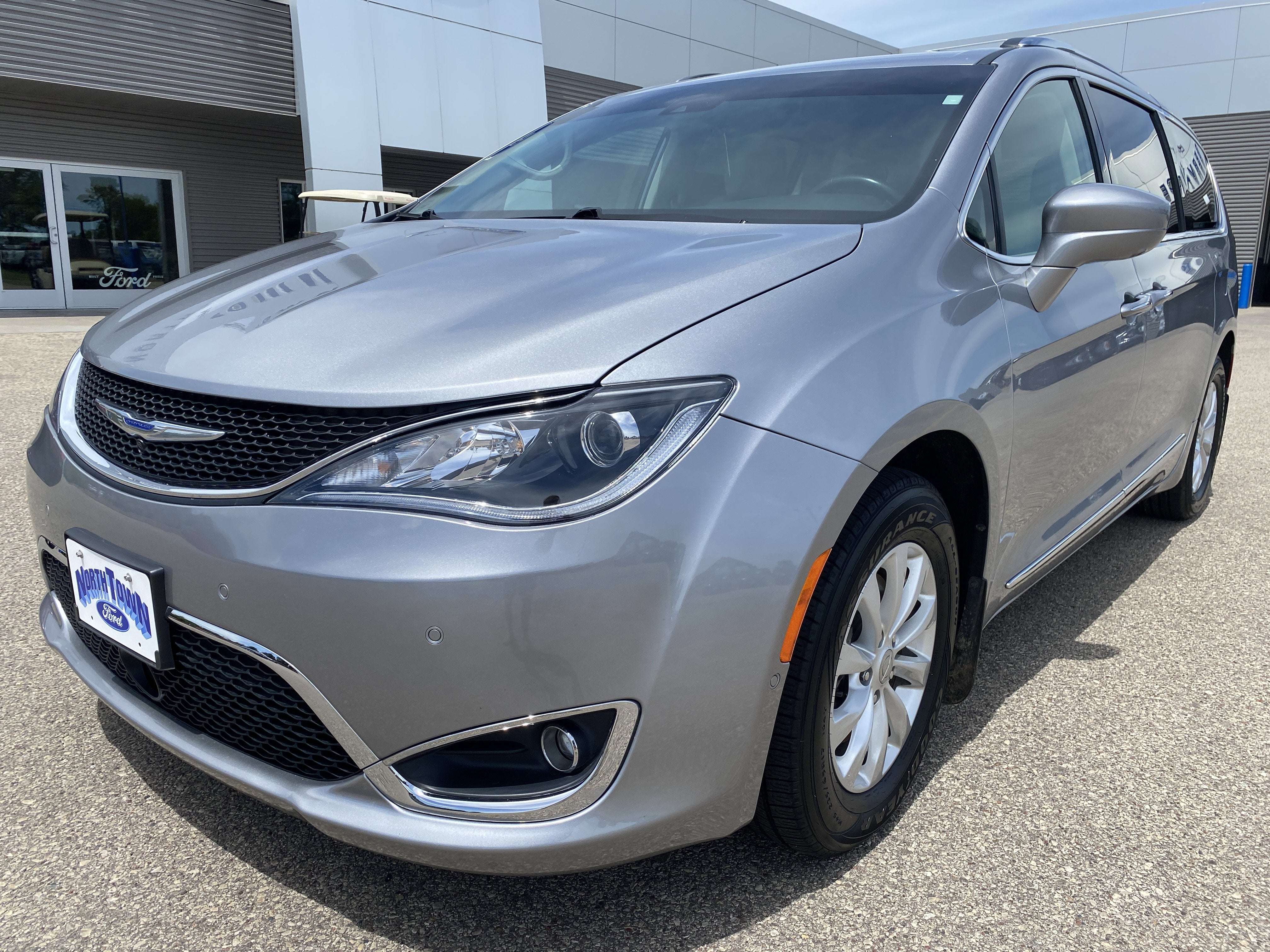 2019 Chrysler Pacifica Touring L