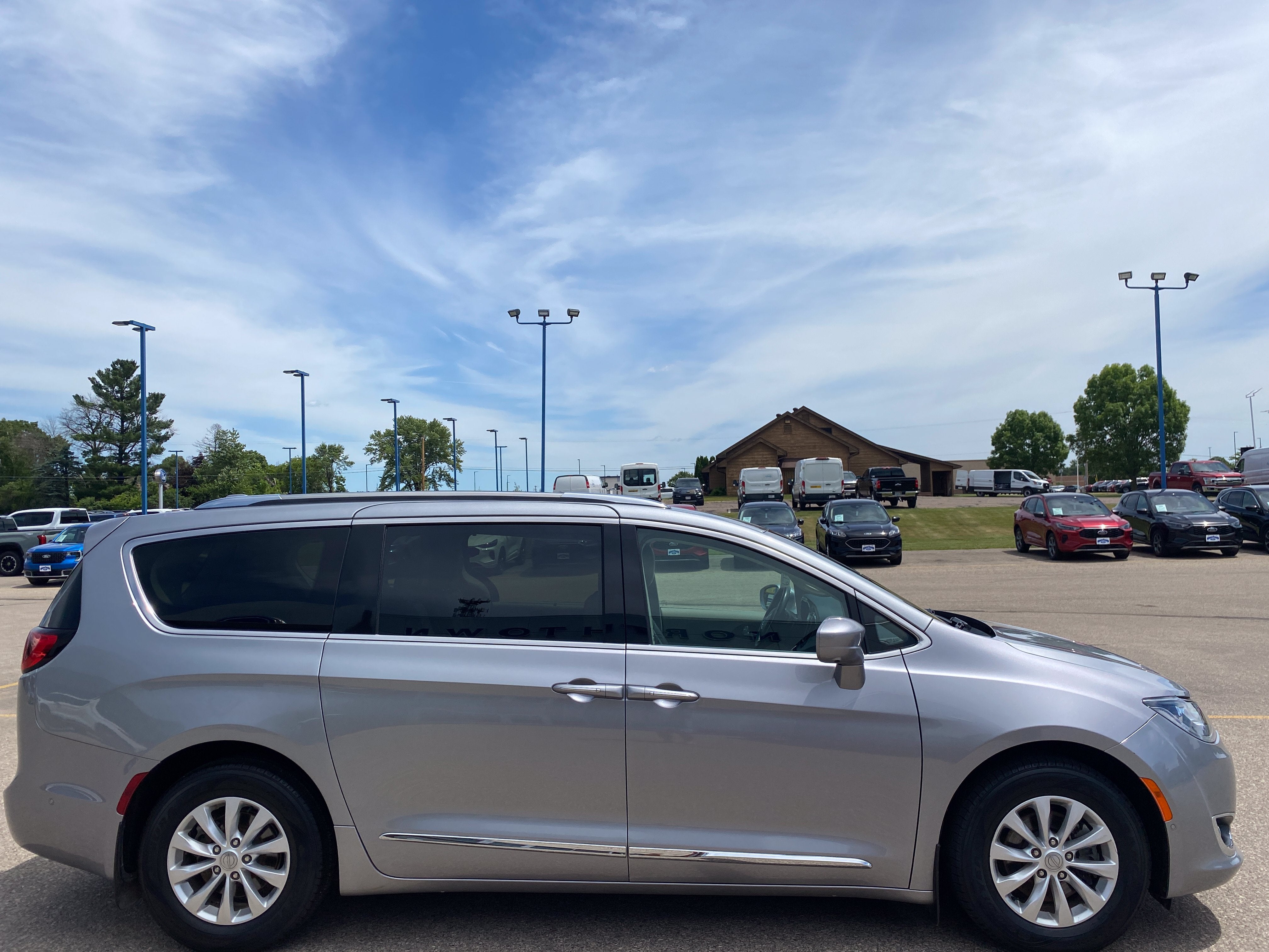 2019 Chrysler Pacifica Touring L