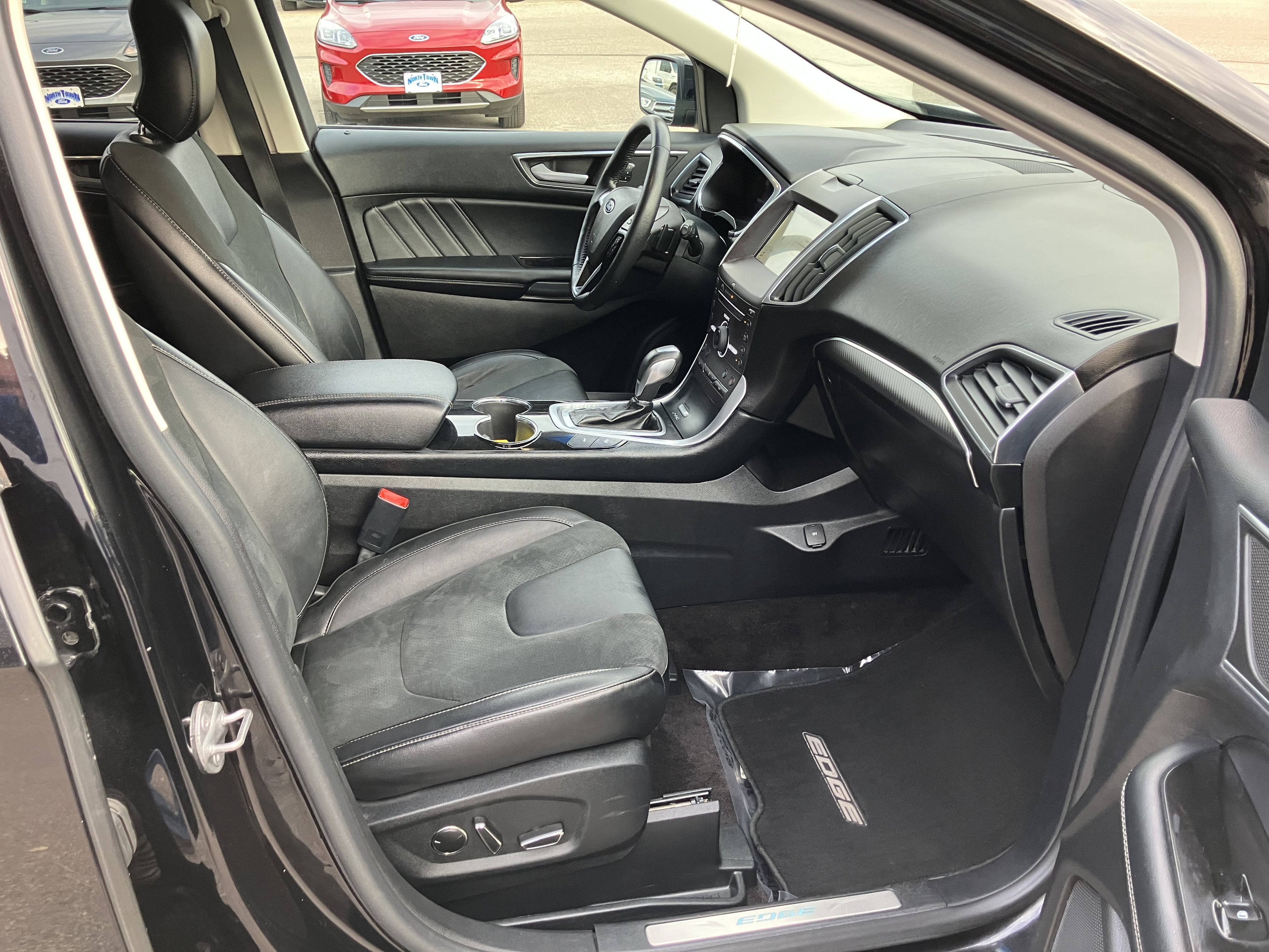 2016 Ford Edge Sport