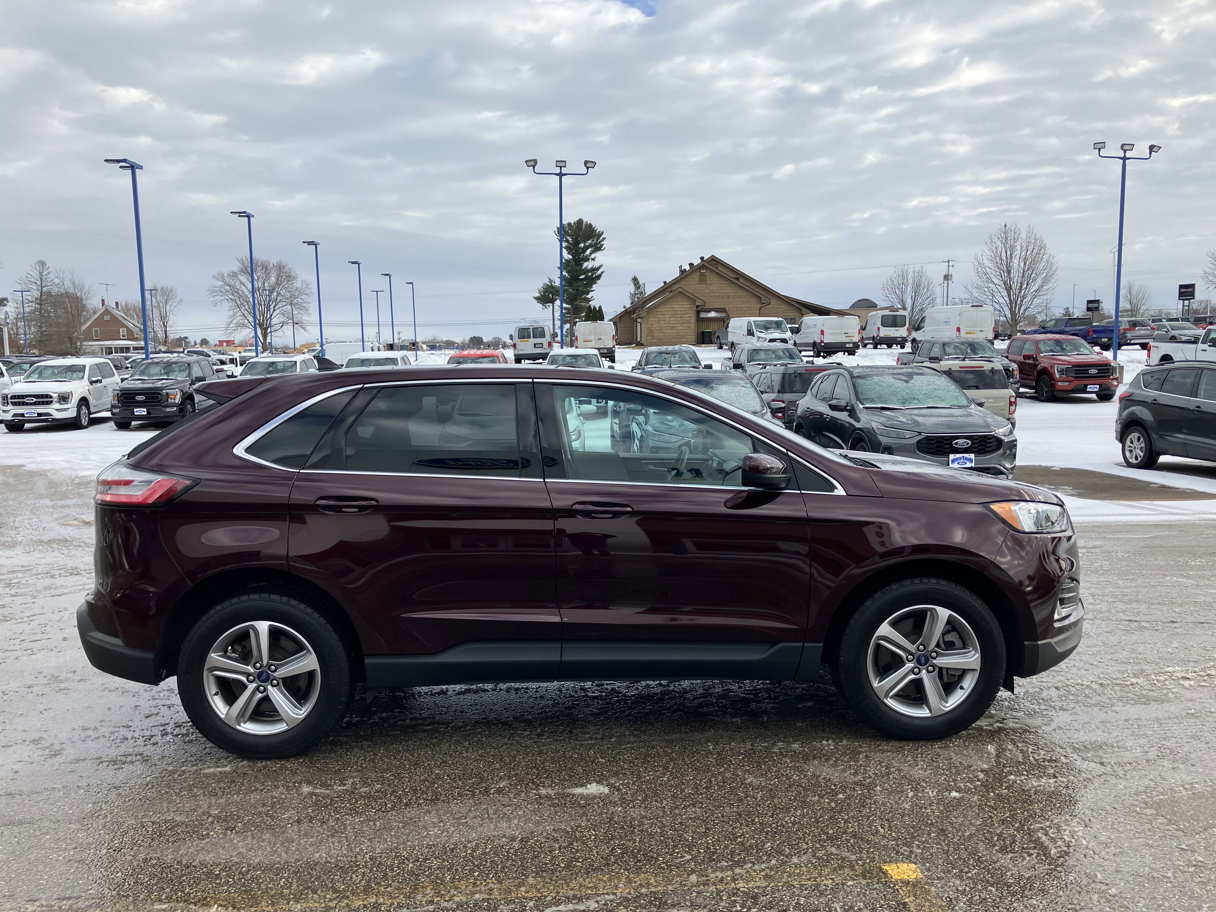 2022 Ford Edge SEL