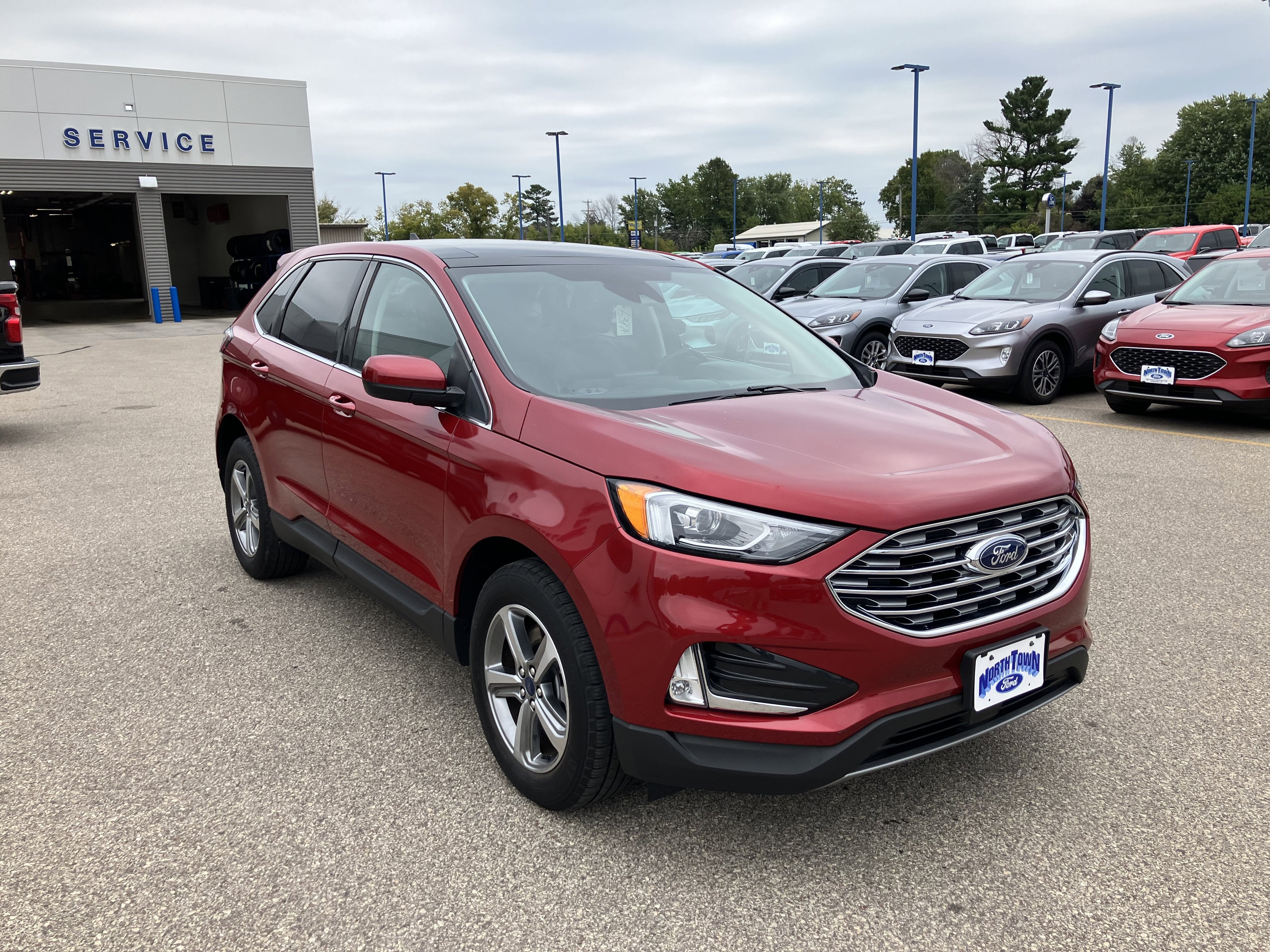 2022 Ford Edge SEL