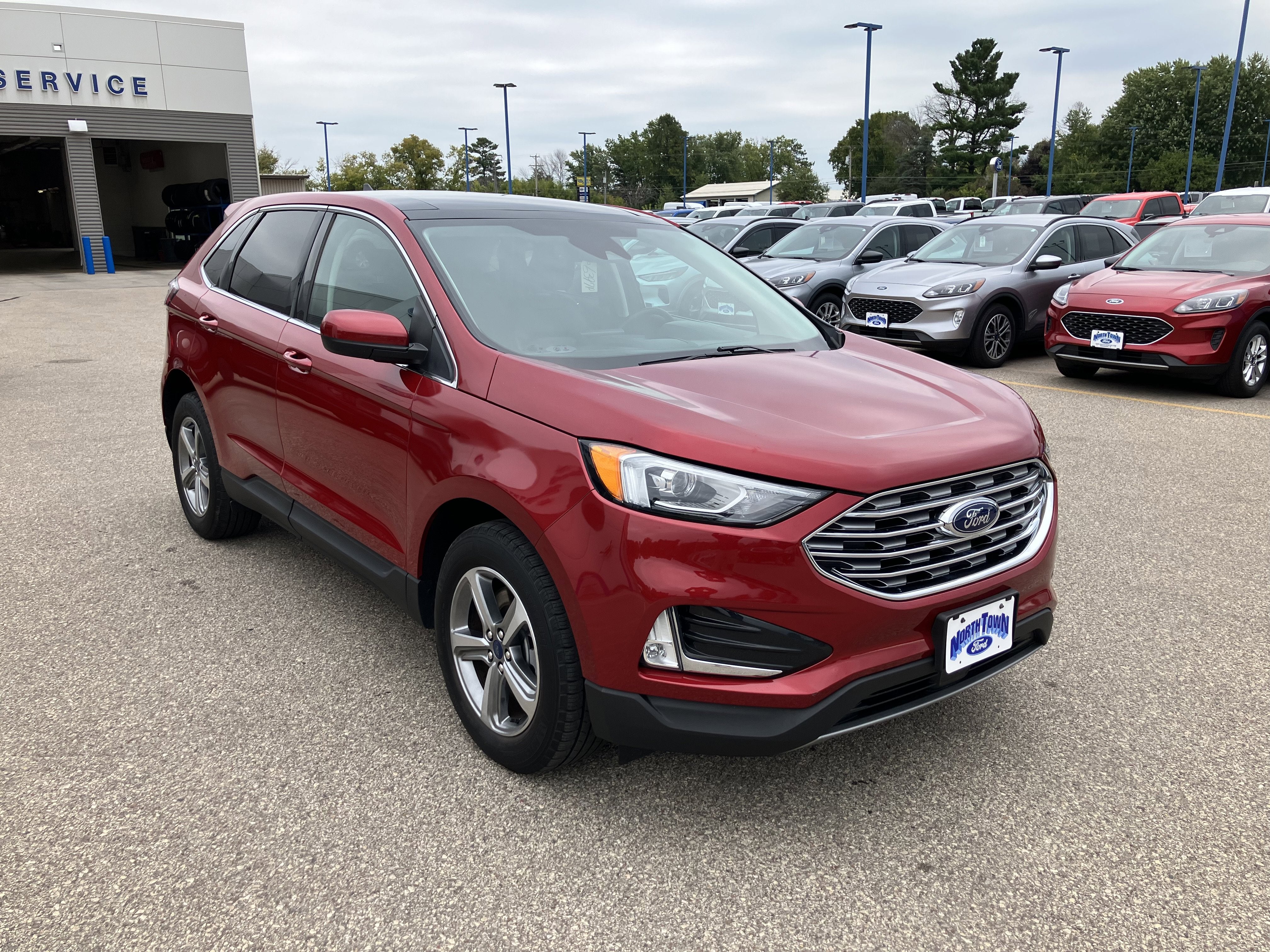 2022 Ford Edge SEL
