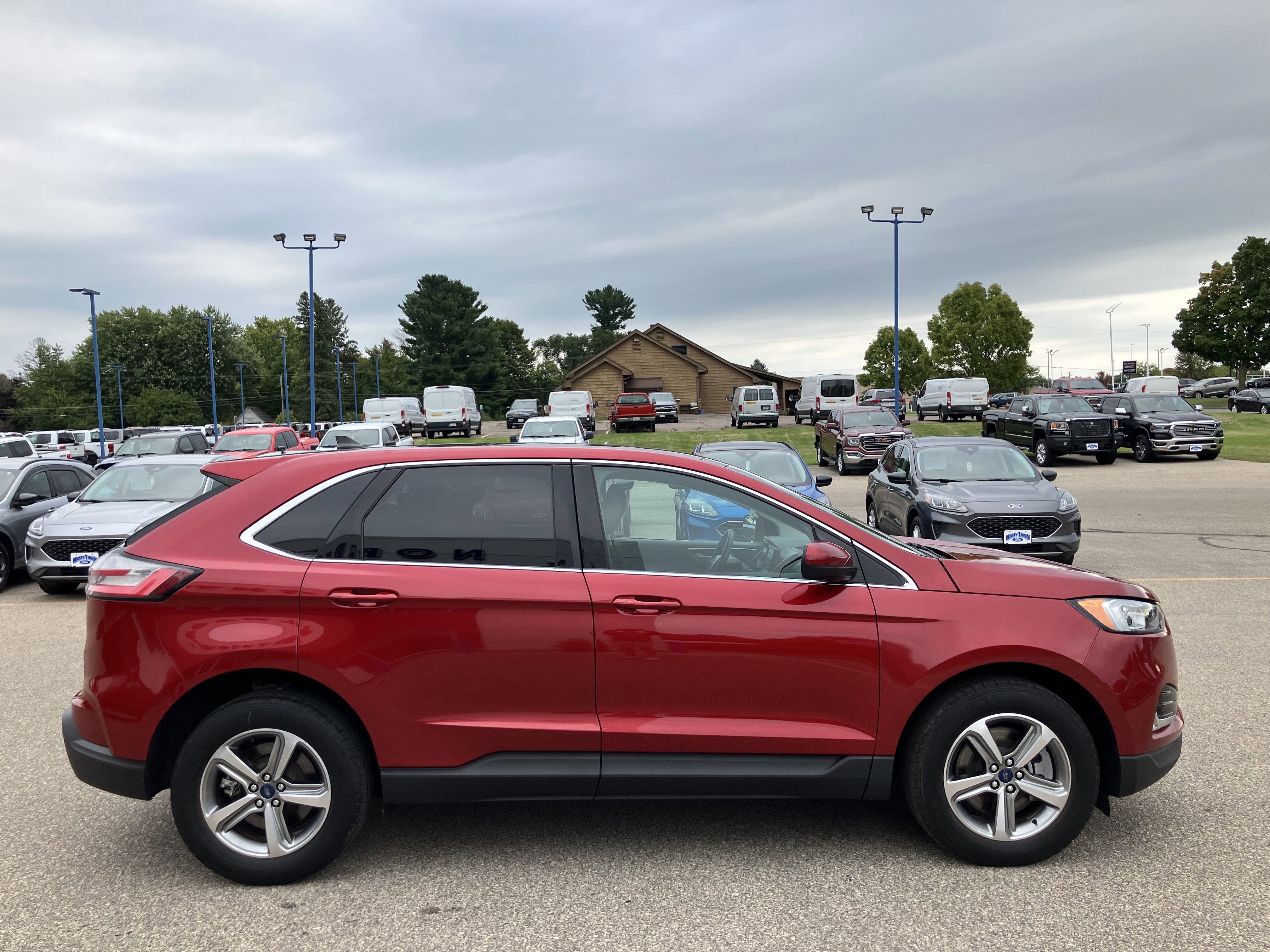 2022 Ford Edge SEL