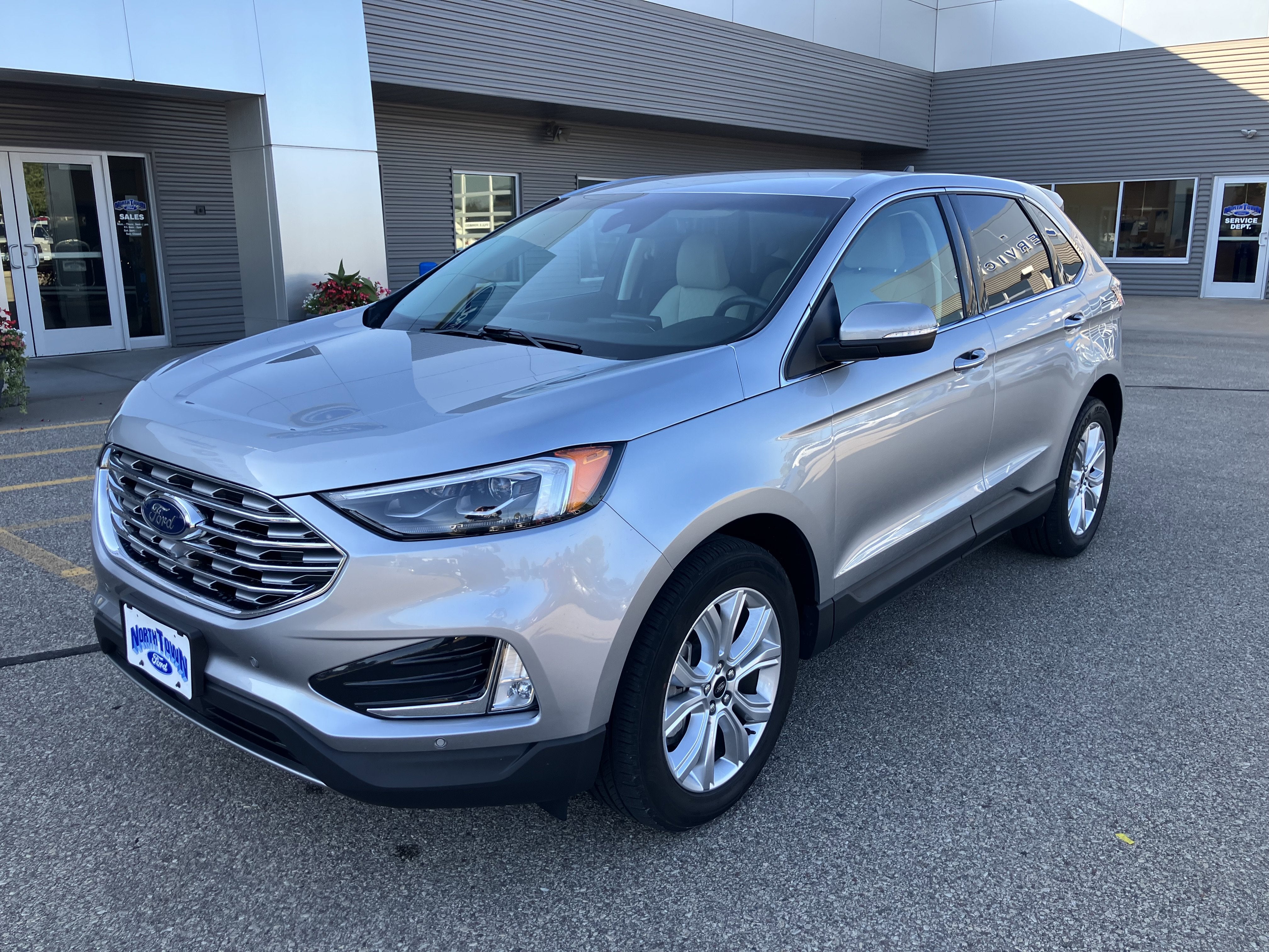2024 Ford Edge Titanium