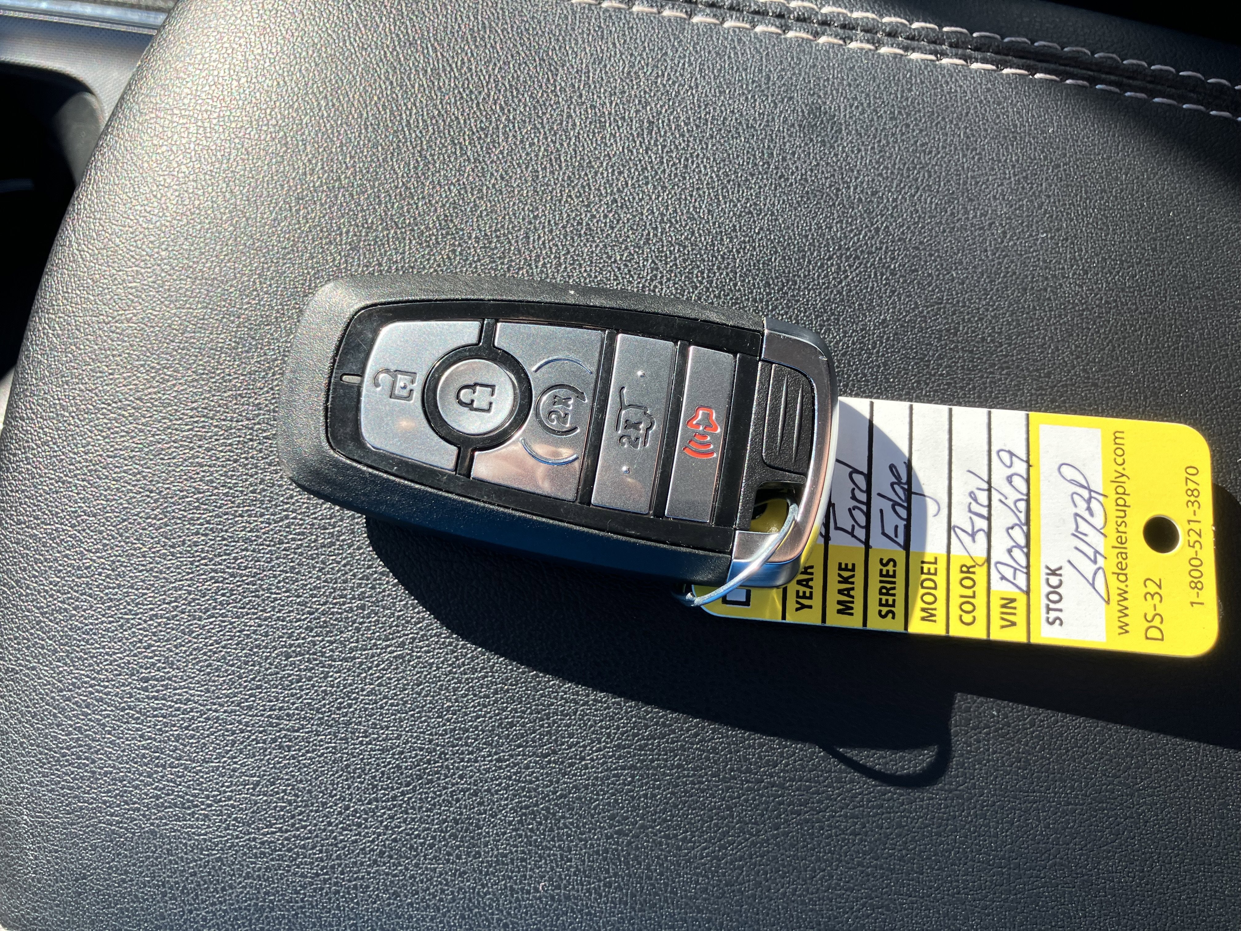 2024 Ford Edge Titanium