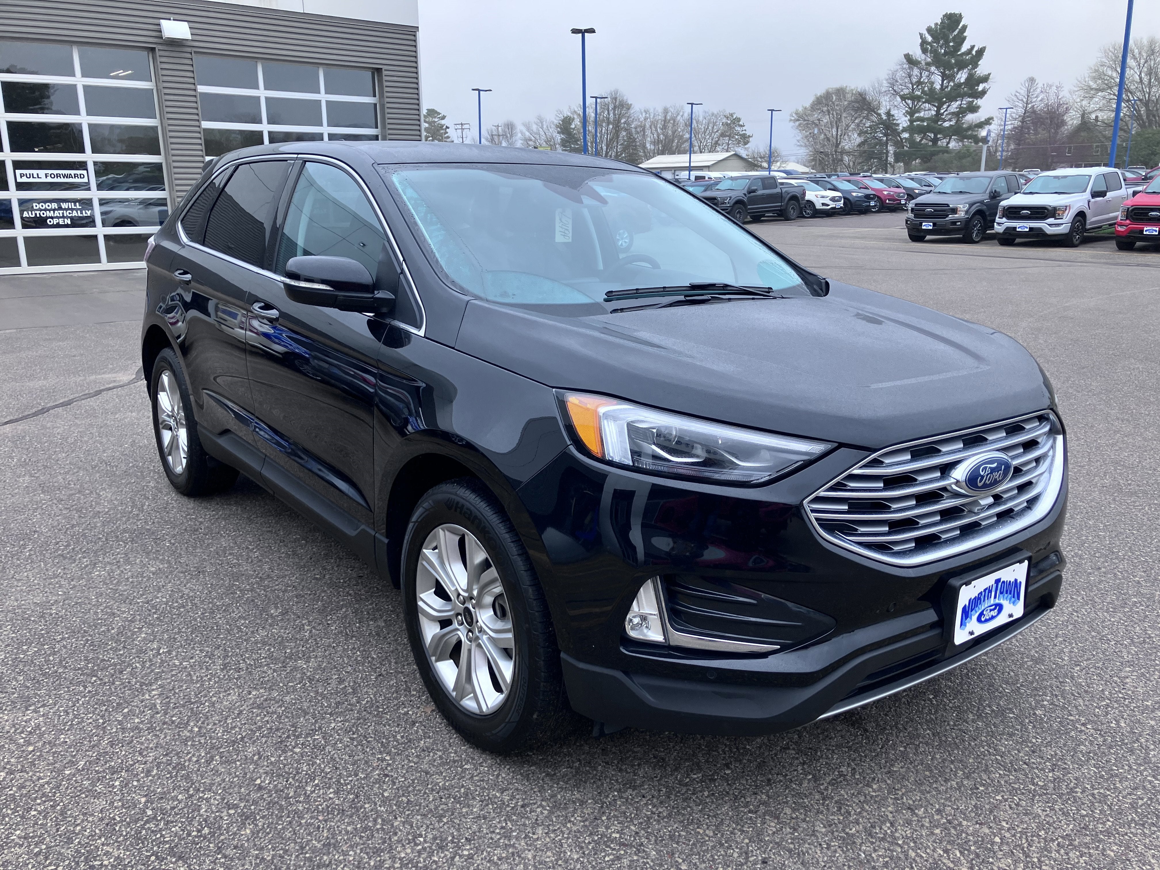 2024 Ford Edge Titanium