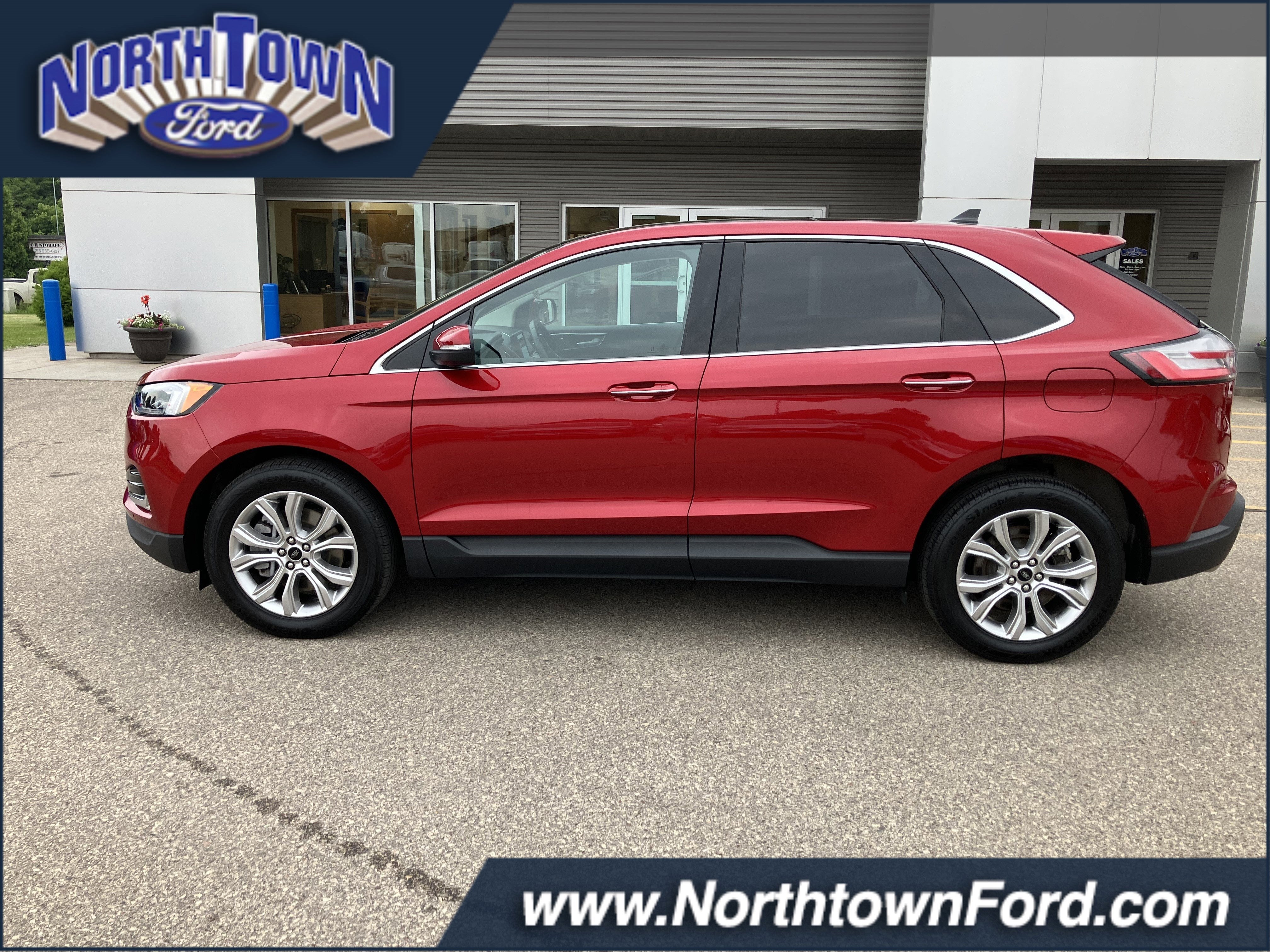 2024 Ford Edge Titanium