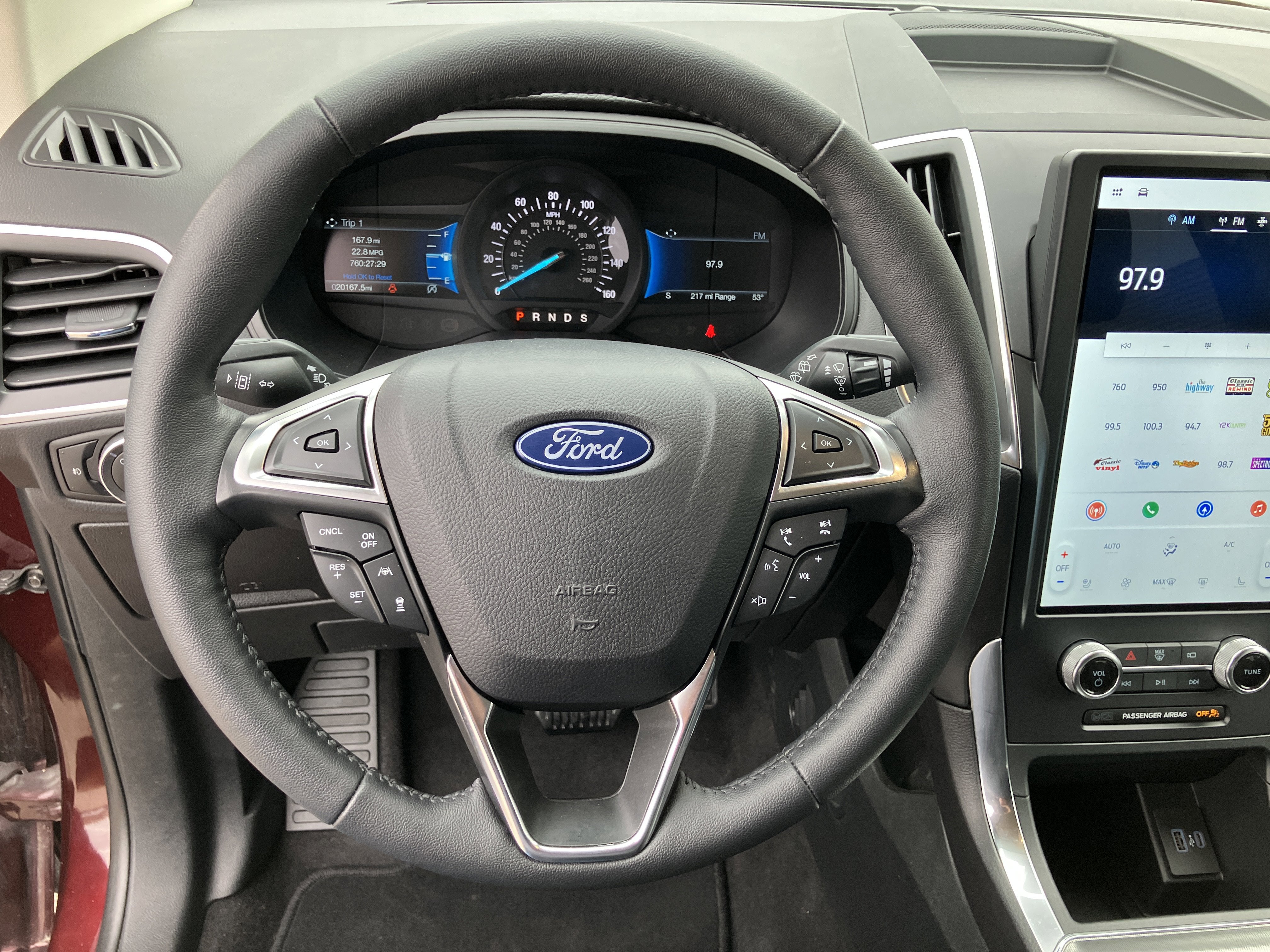 2024 Ford Edge Titanium