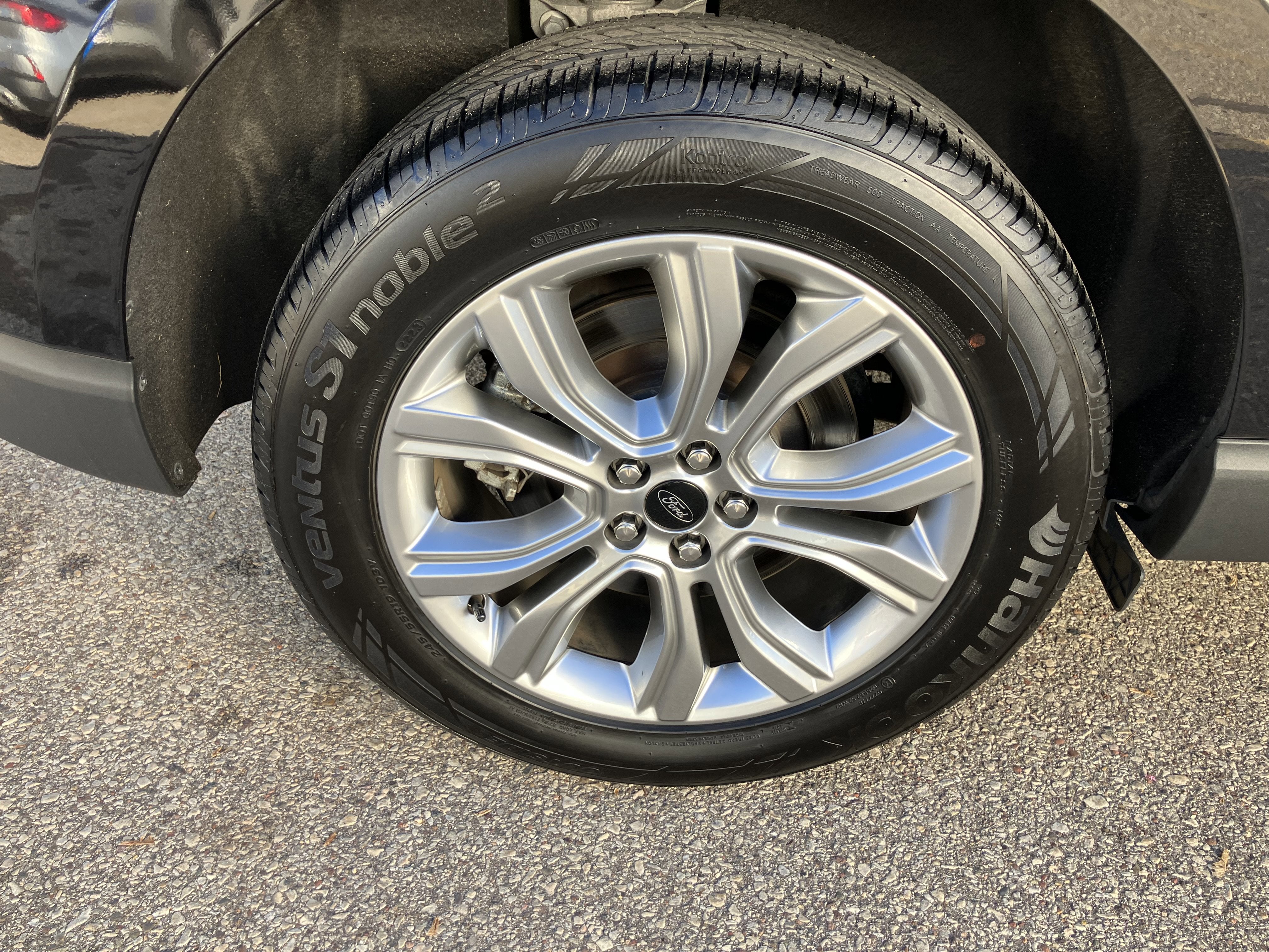 2024 Ford Edge Titanium