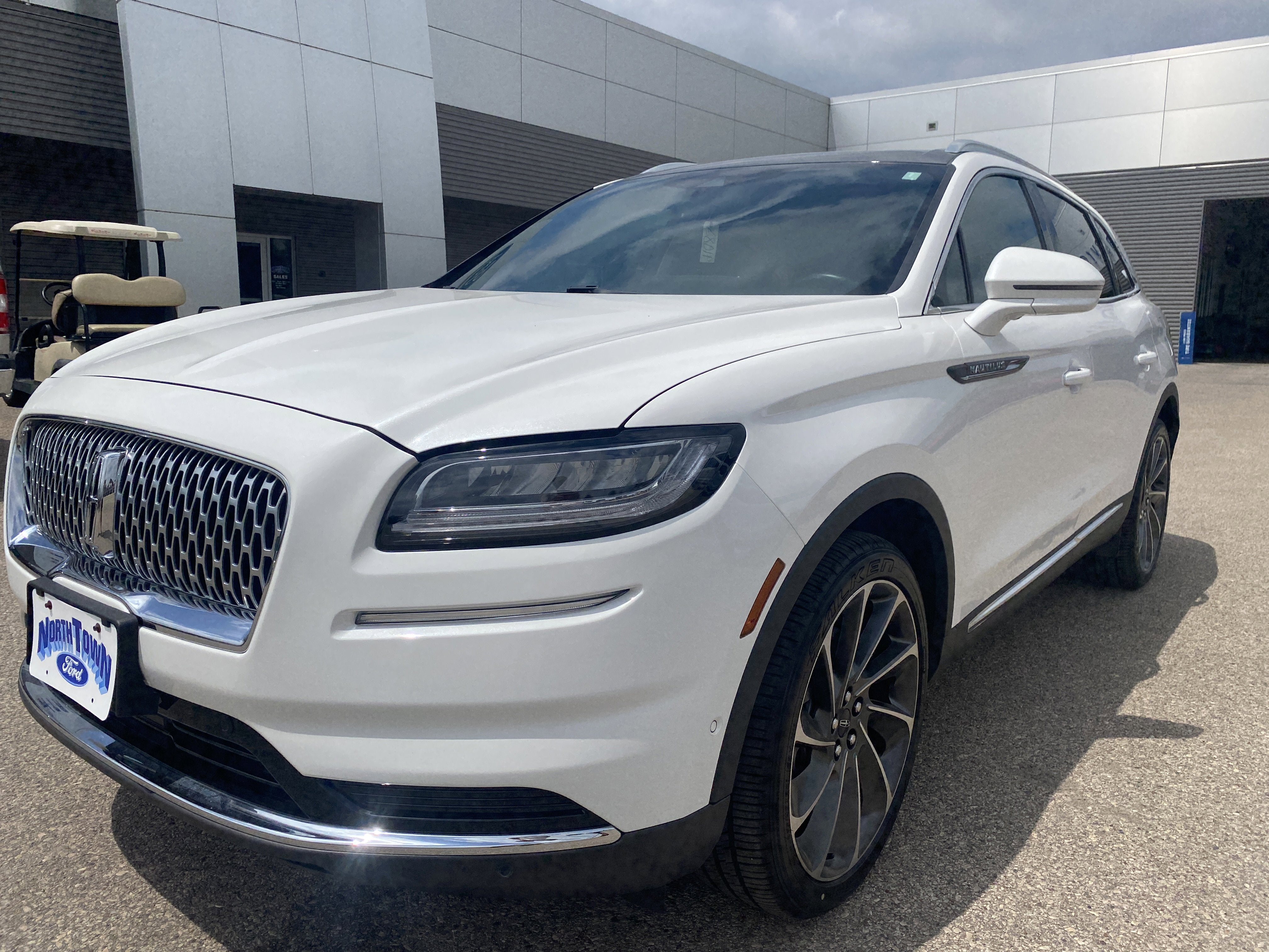 2021 Lincoln Nautilus Reserve