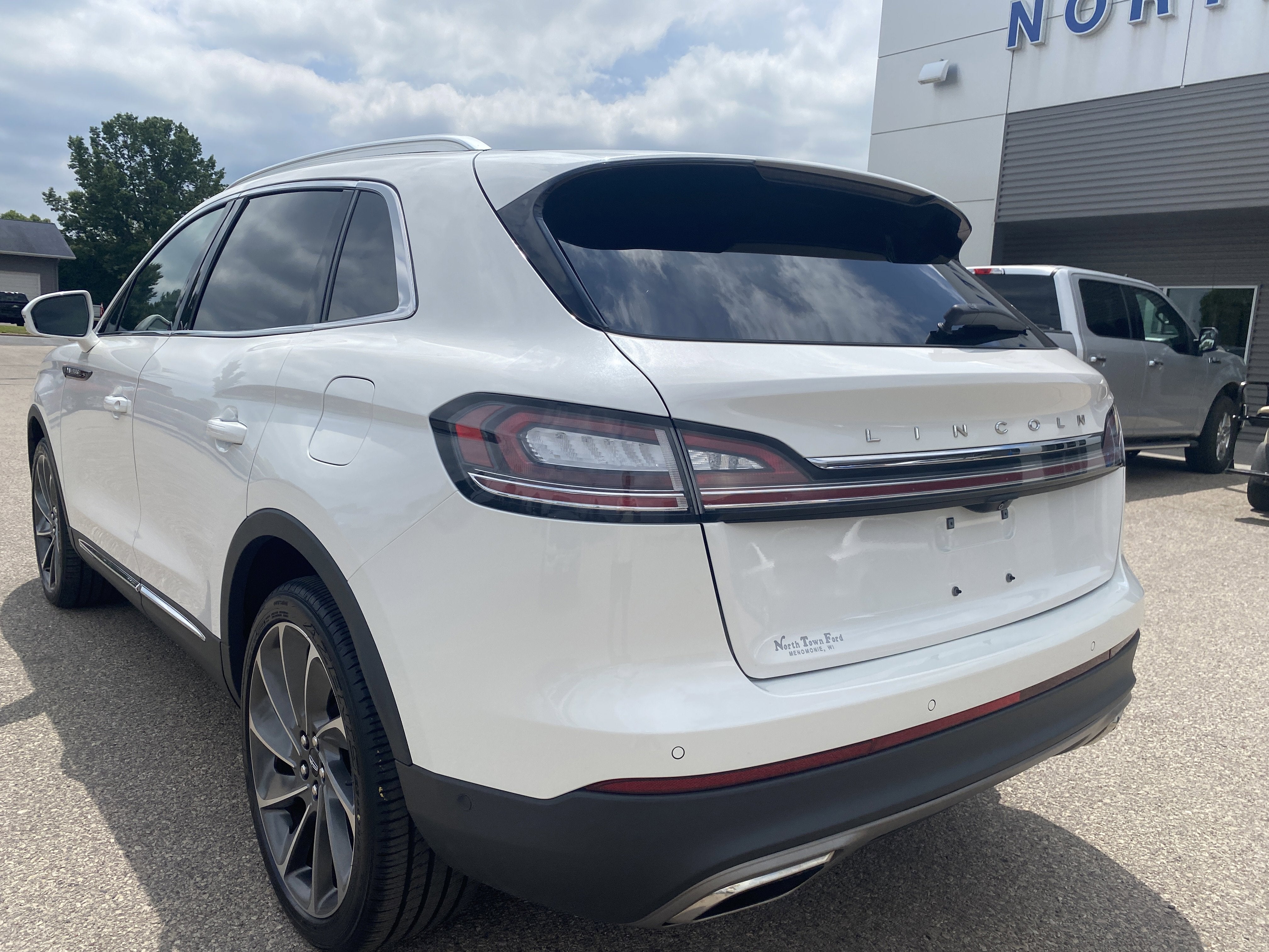 2021 Lincoln Nautilus Reserve