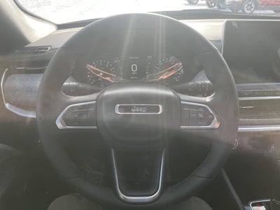 2024 Jeep Compass Latitude Lux