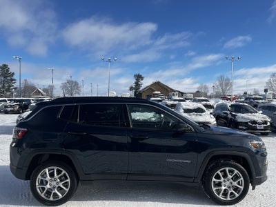 2024 Jeep Compass Latitude Lux