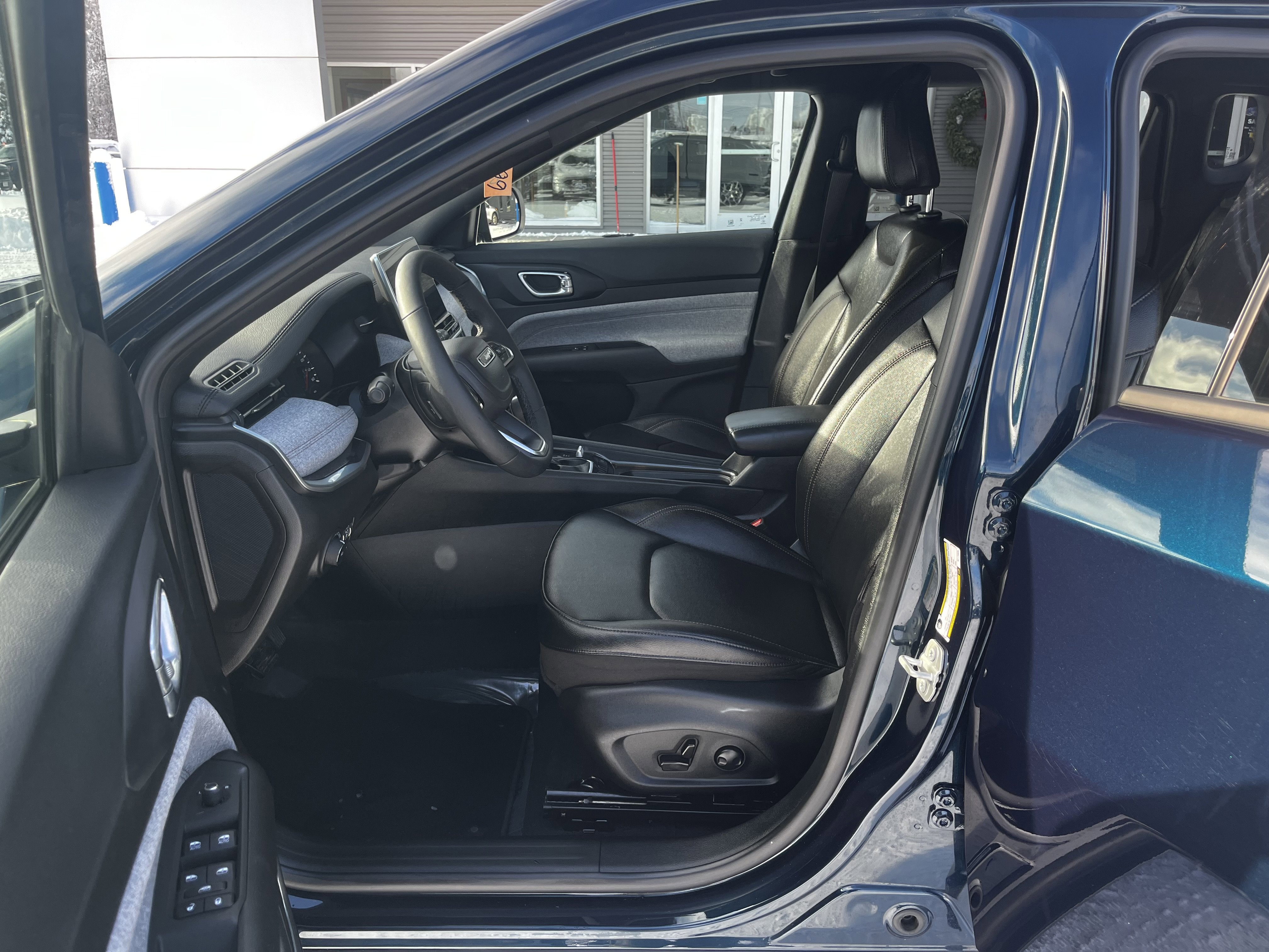 2024 Jeep Compass Latitude Lux