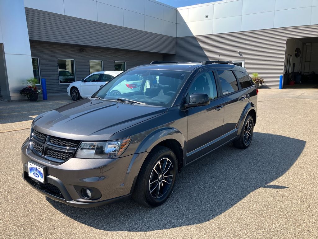 Used 2018 Dodge Journey SXT with VIN 3C4PDCBG3JT514511 for sale in Menomonie, WI