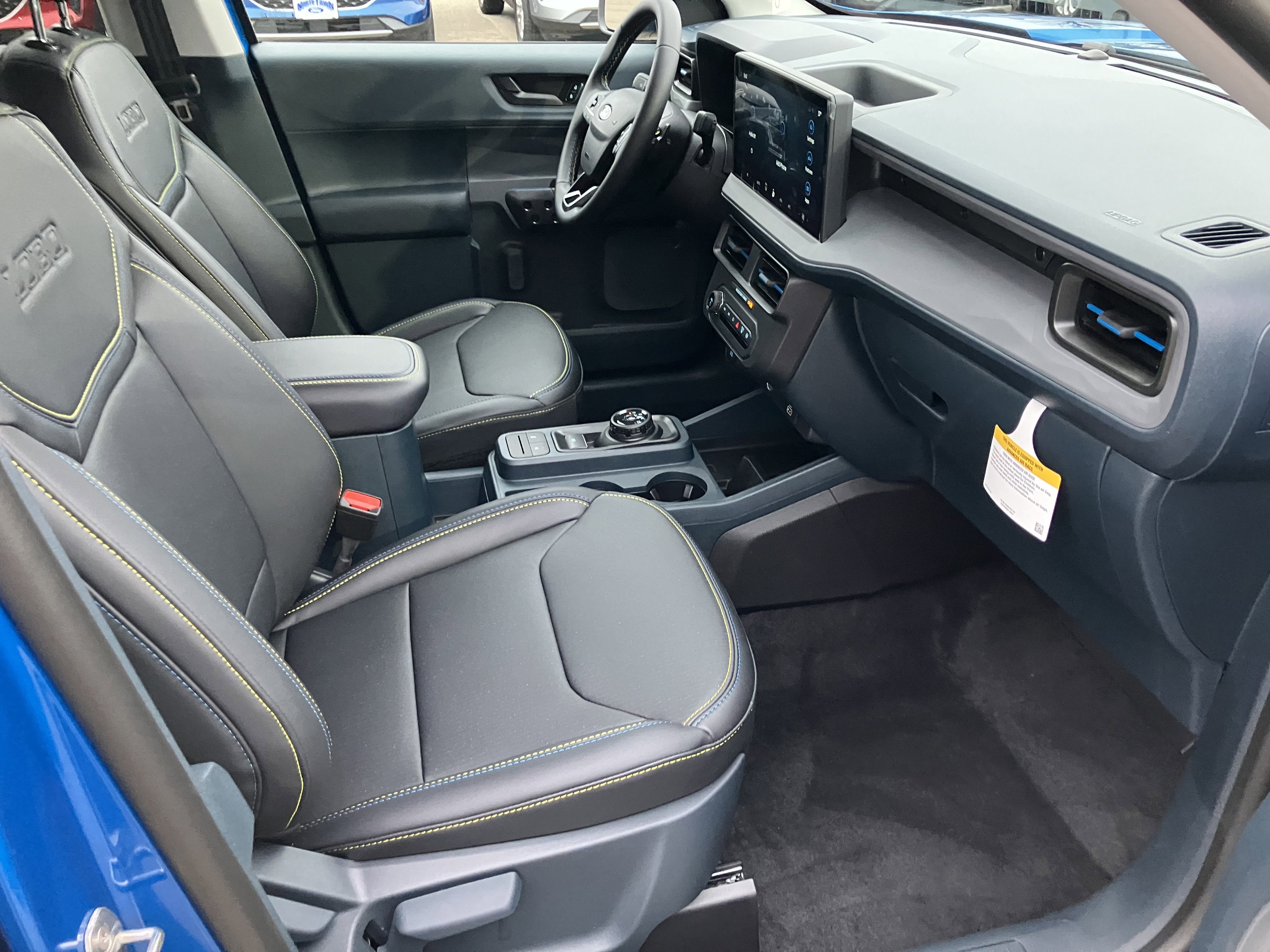 2025 Ford Maverick Lobo Standard