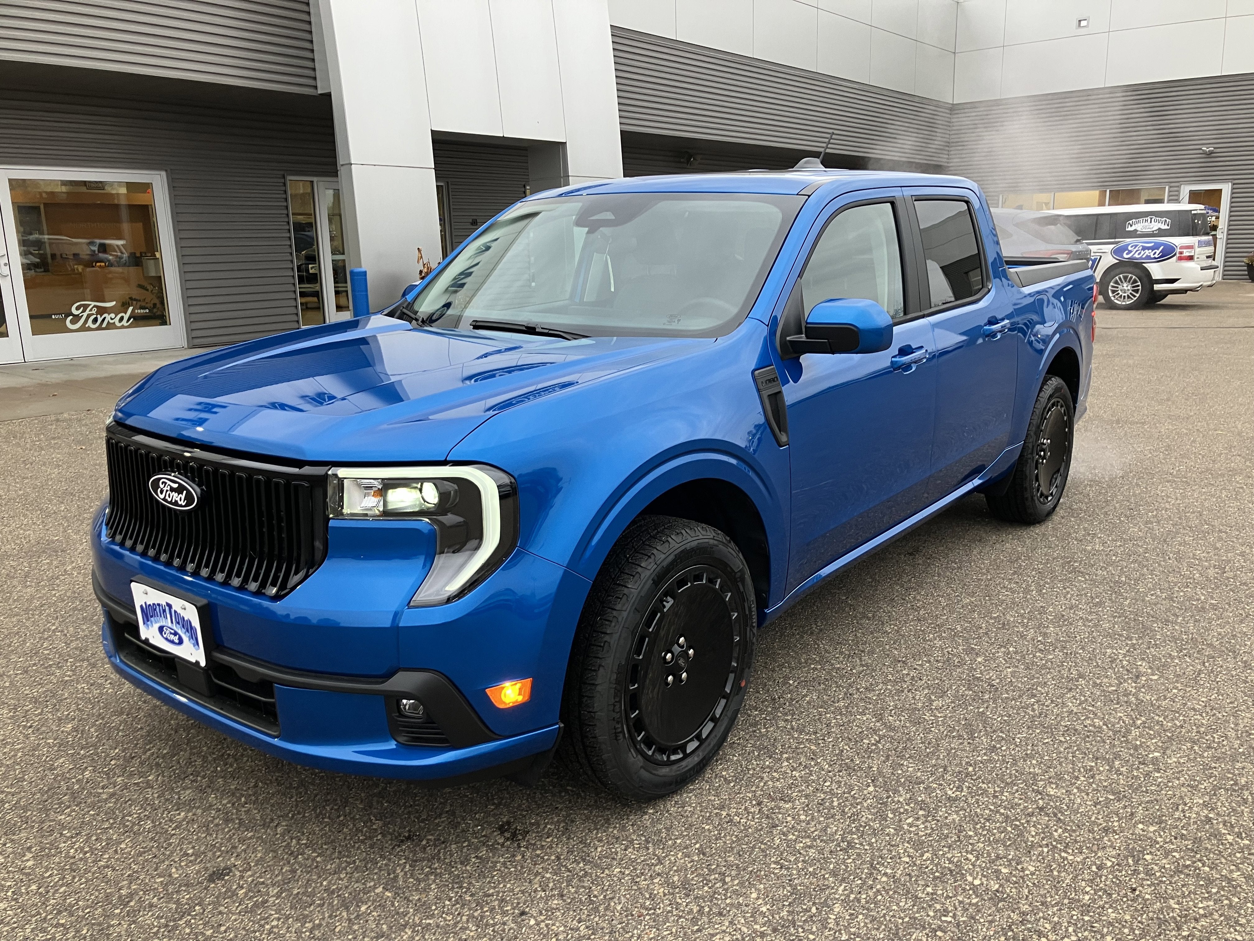 2025 Ford Maverick Lobo Standard