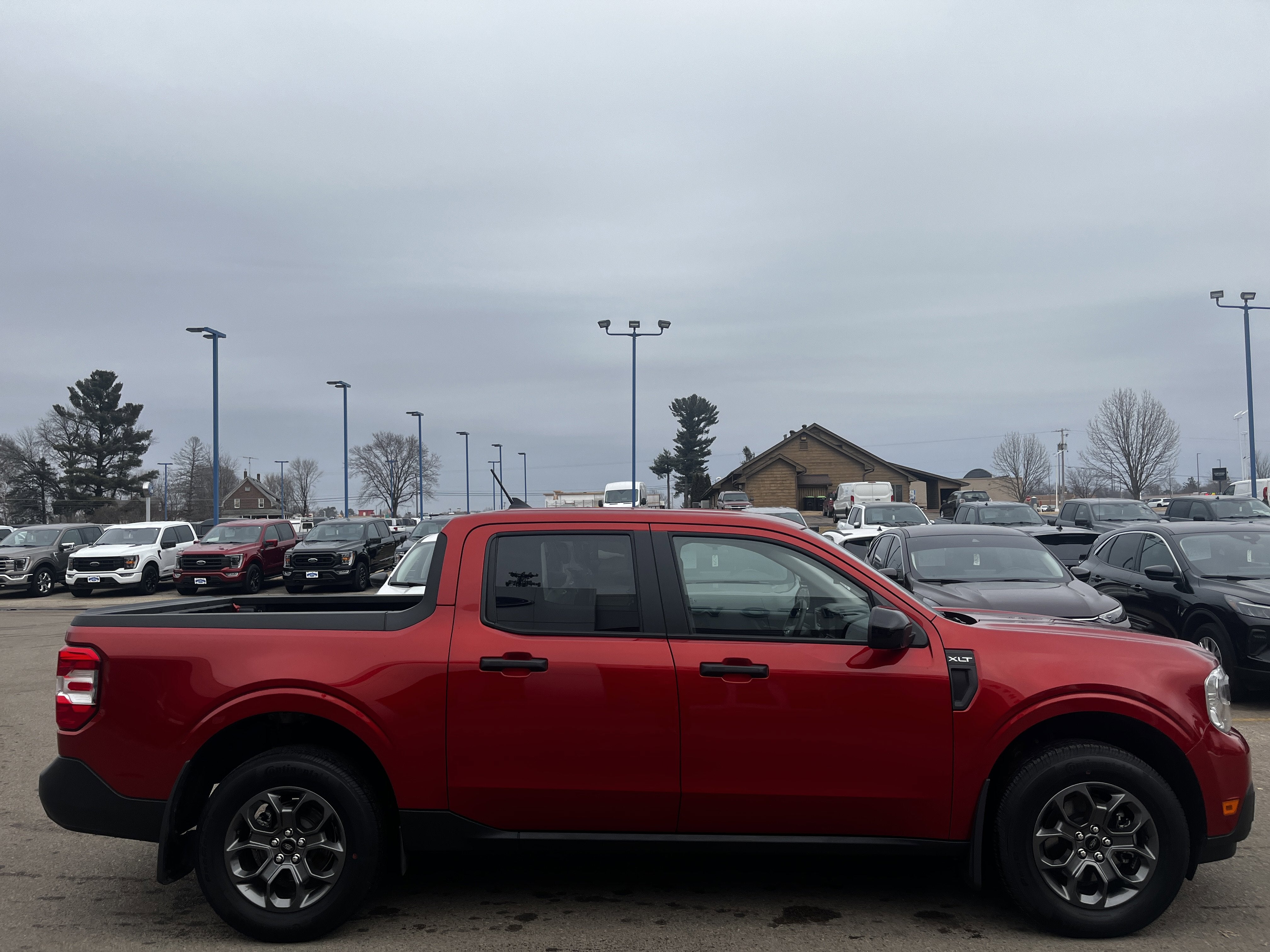 2024 Ford Maverick XLT