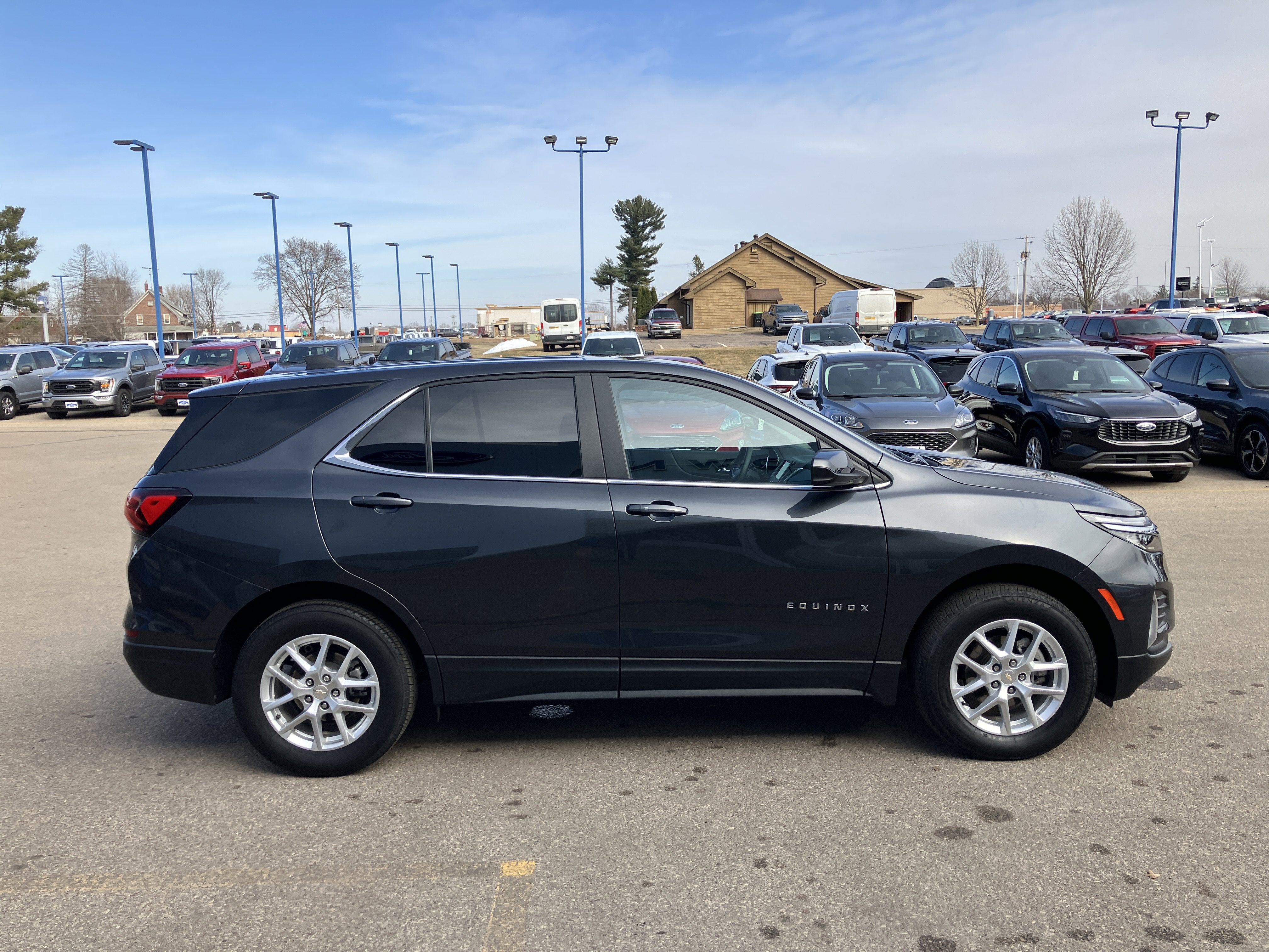 2023 Chevrolet Equinox LT