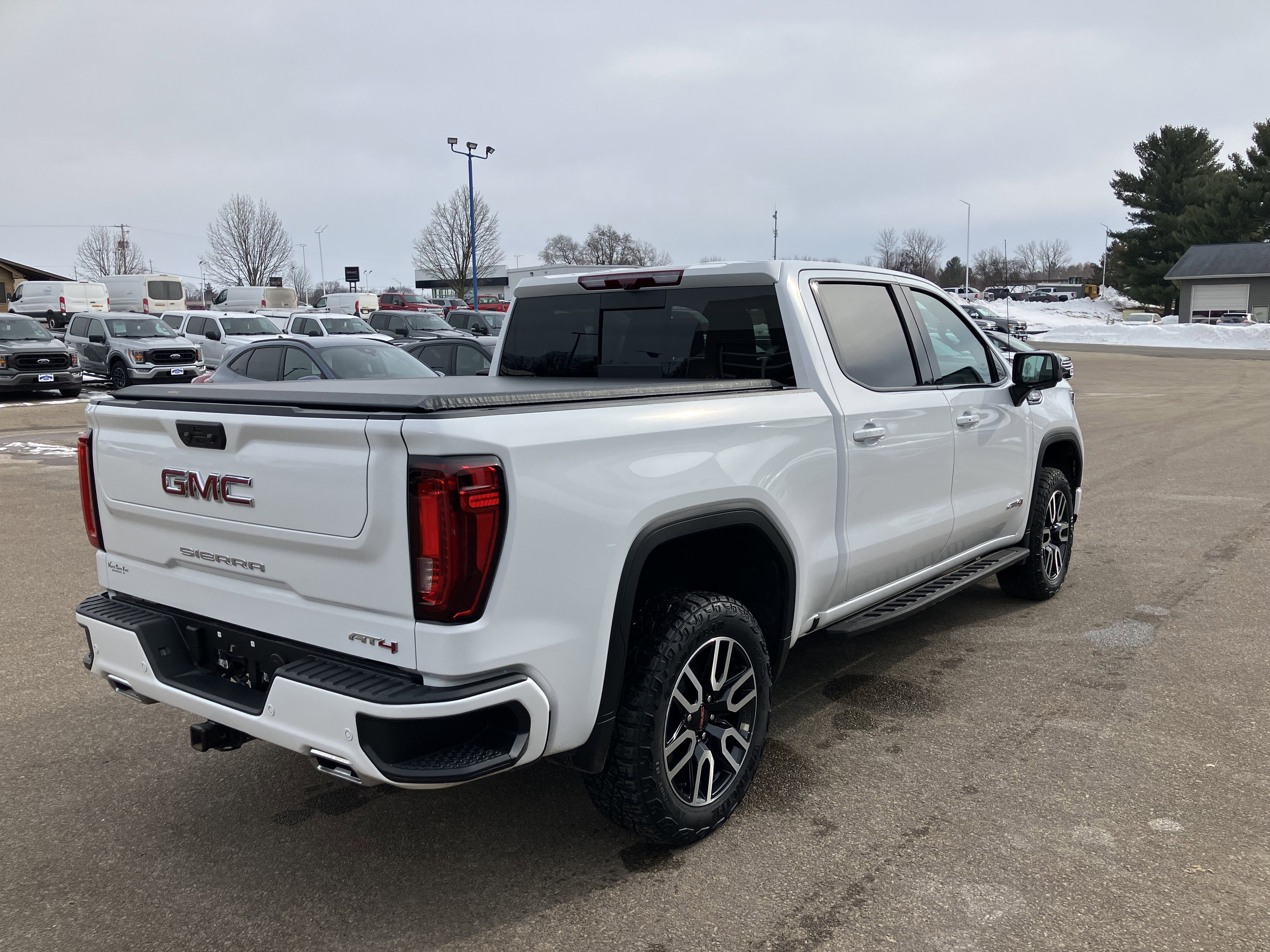 2025 GMC Sierra 1500 AT4