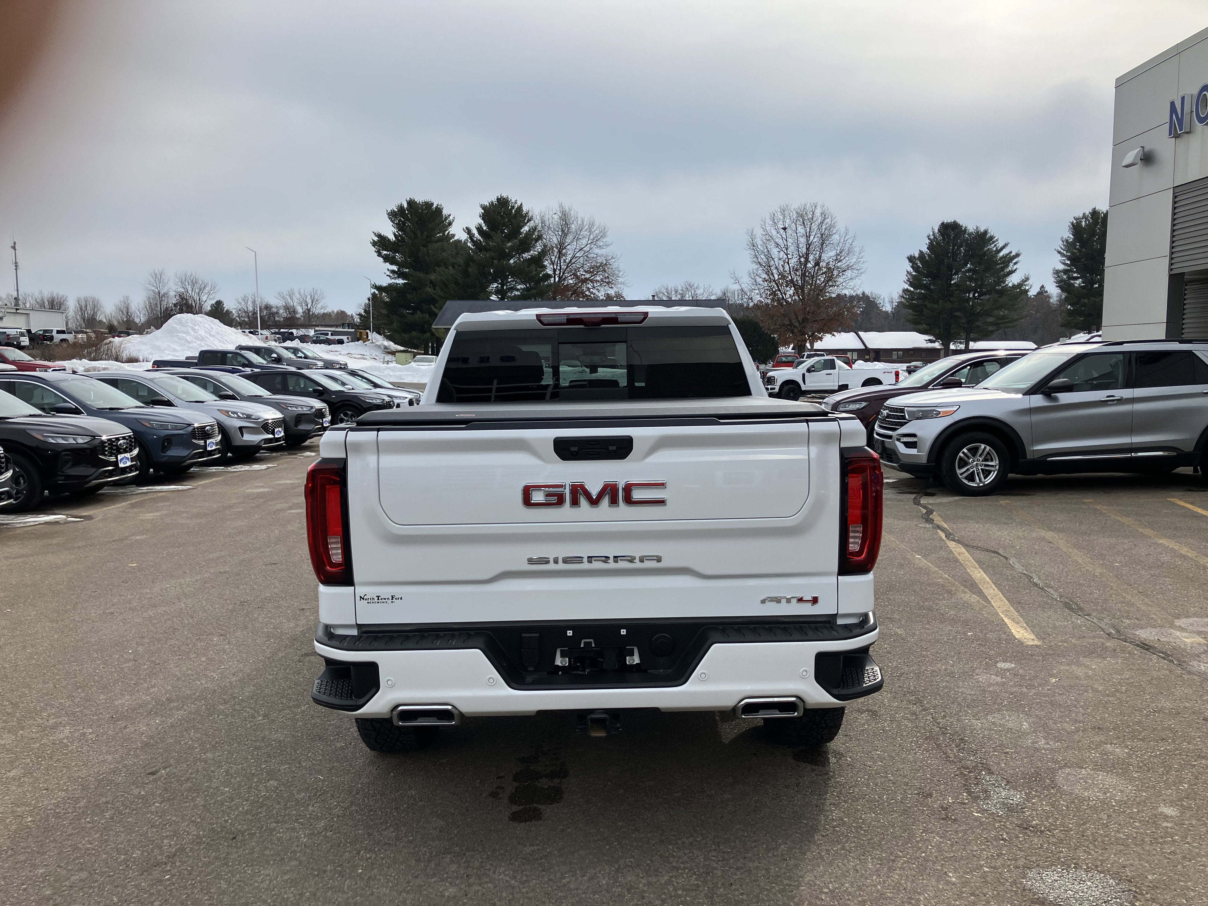 2025 GMC Sierra 1500 AT4