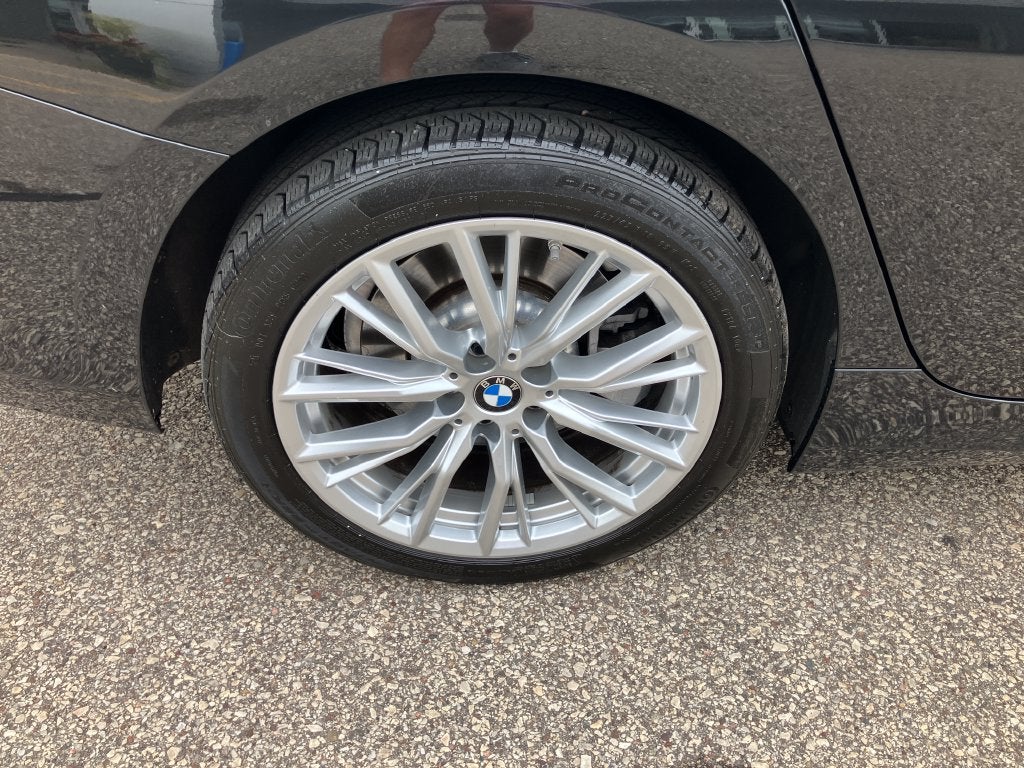 2023 BMW 3 Series 330i xDrive