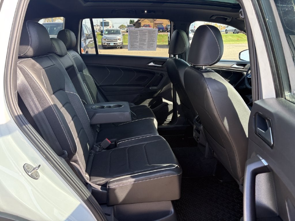 2022 Volkswagen Tiguan 2.0T SEL R-Line