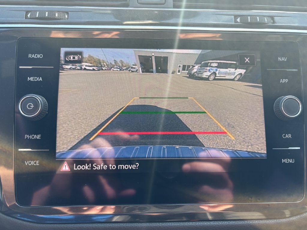 2022 Volkswagen Tiguan 2.0T SEL R-Line
