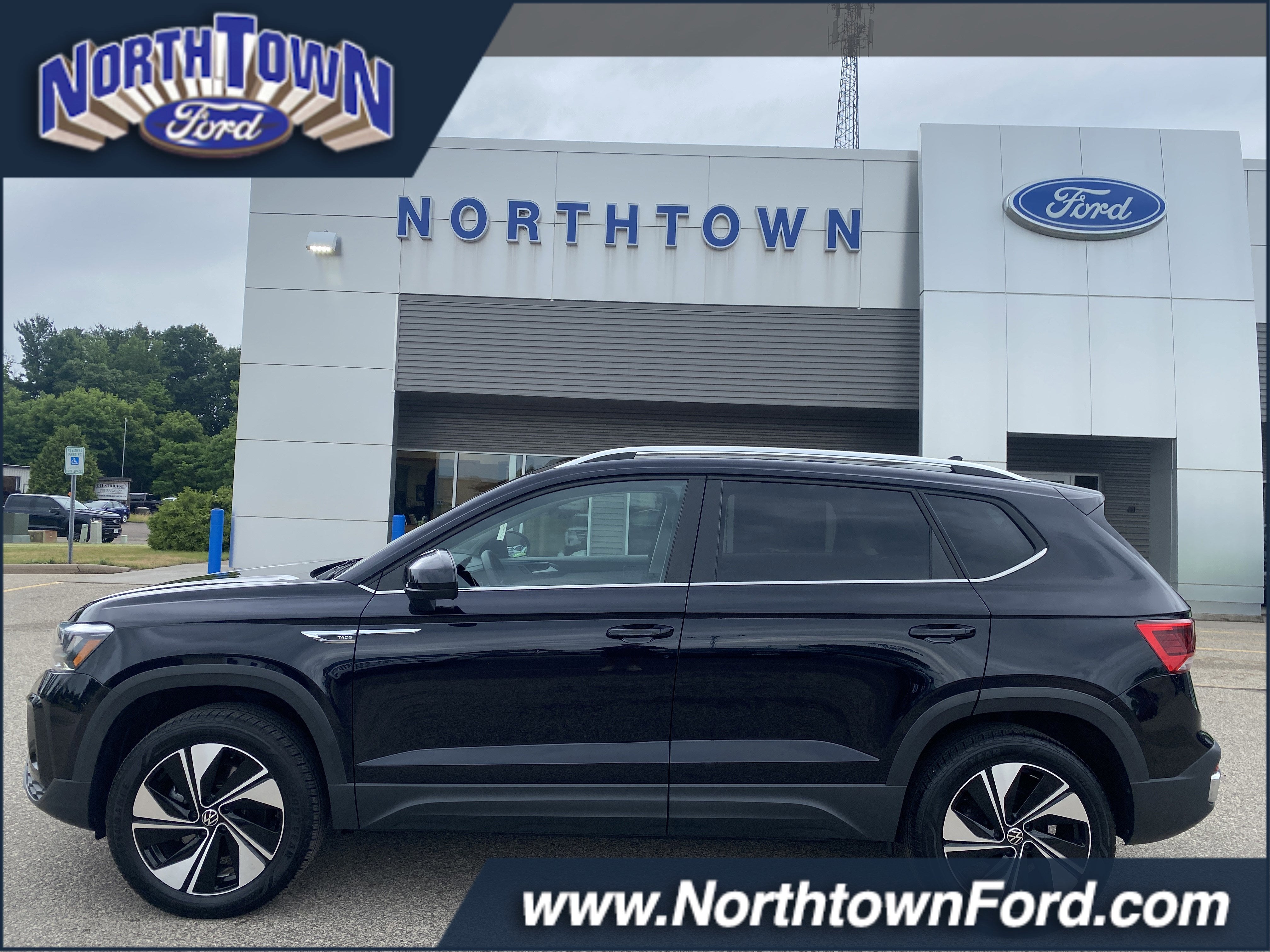 2024 Volkswagen Taos SE