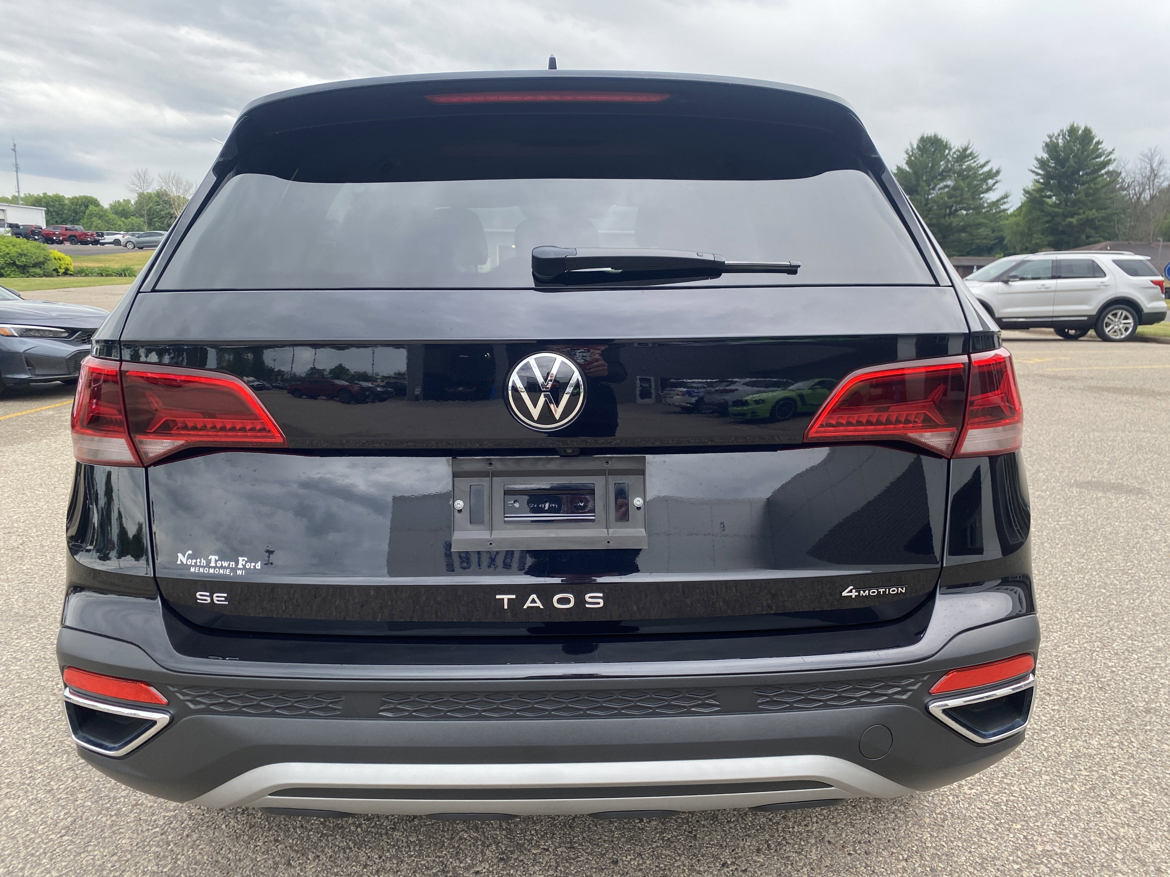 2024 Volkswagen Taos SE