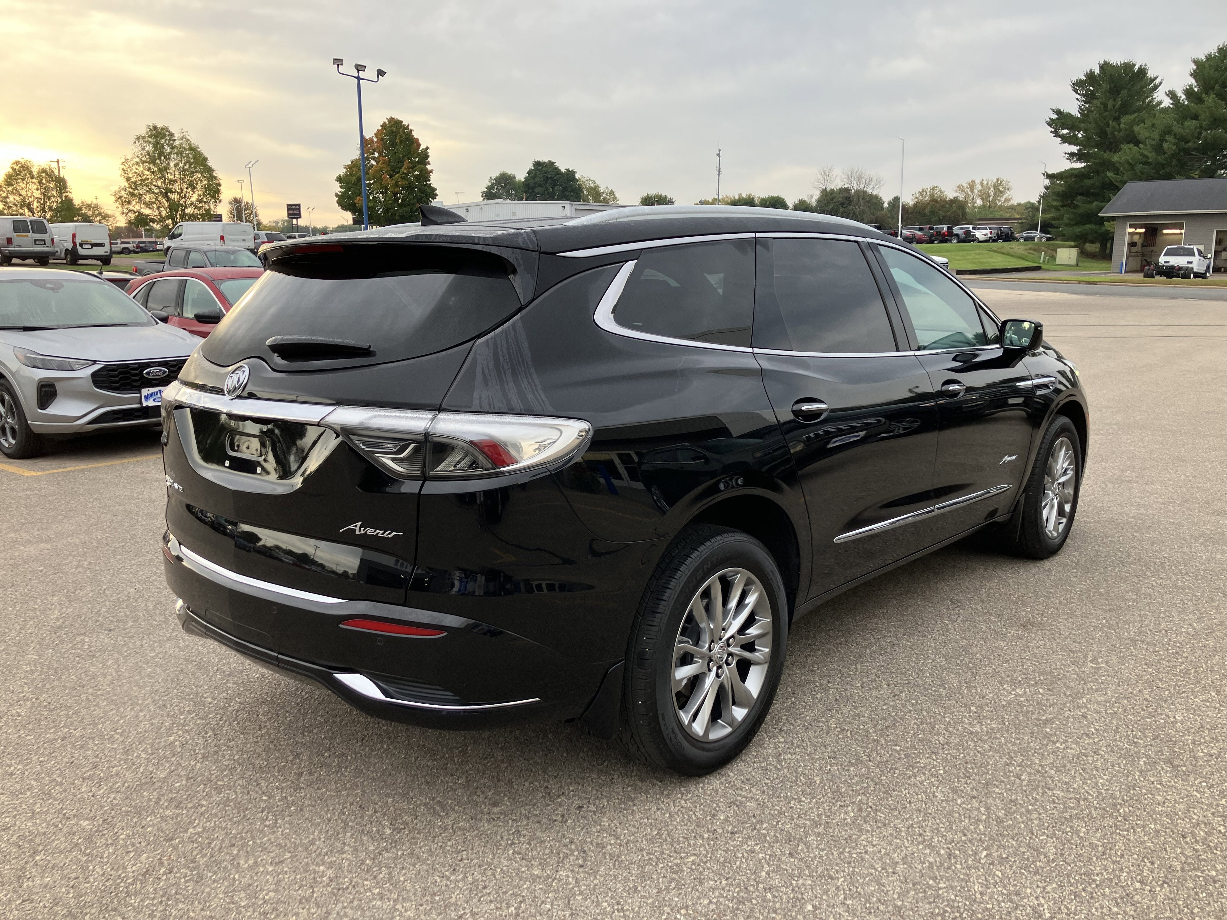 2023 Buick Enclave Avenir