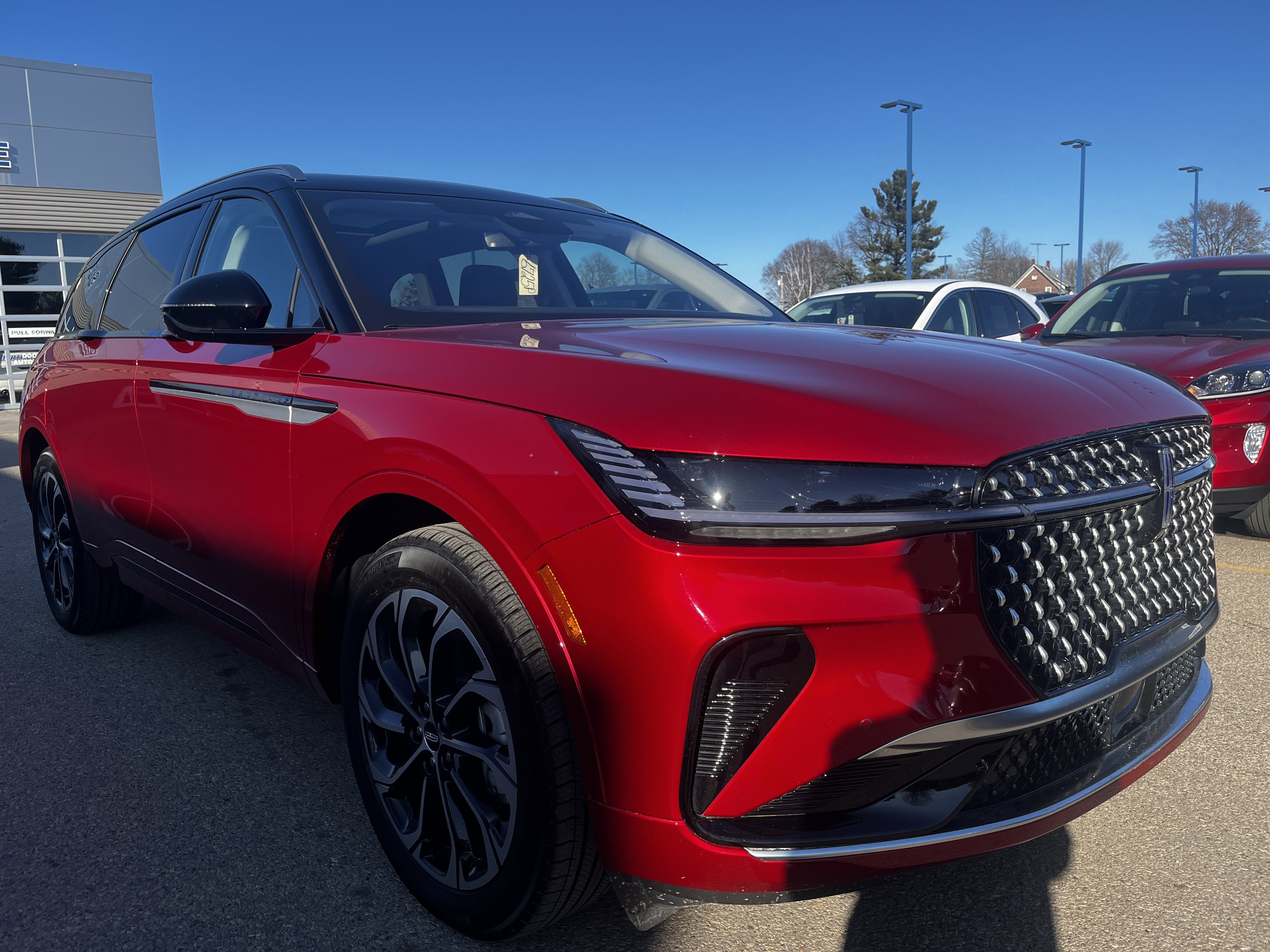 2025 Lincoln Nautilus Reserve