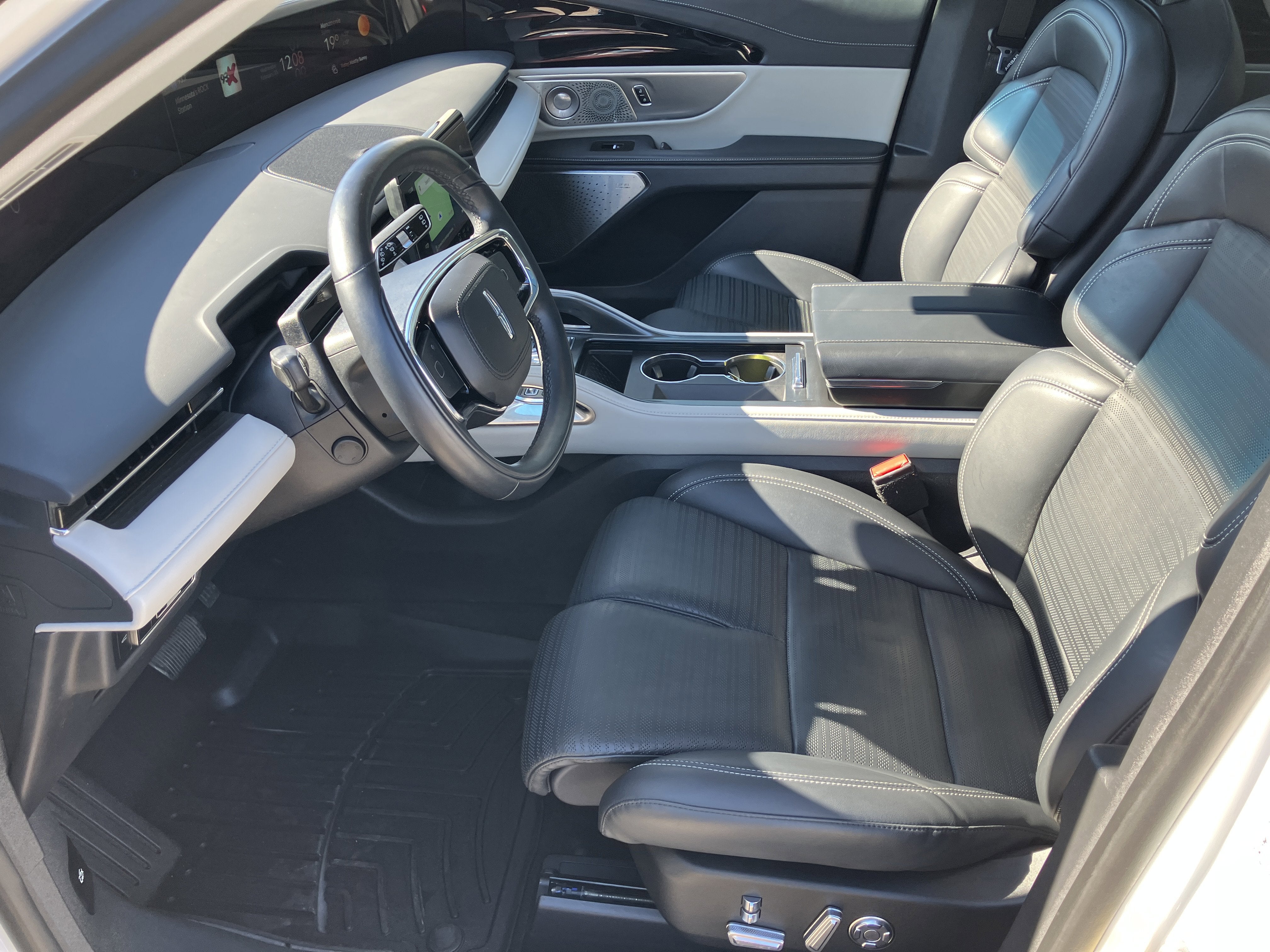 2024 Lincoln Nautilus Reserve