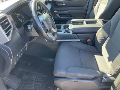 2022 Toyota Tundra 4WD SR5