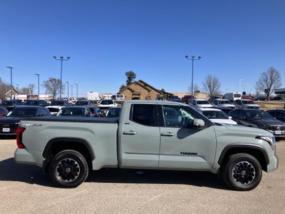 2022 Toyota Tundra 4WD SR5