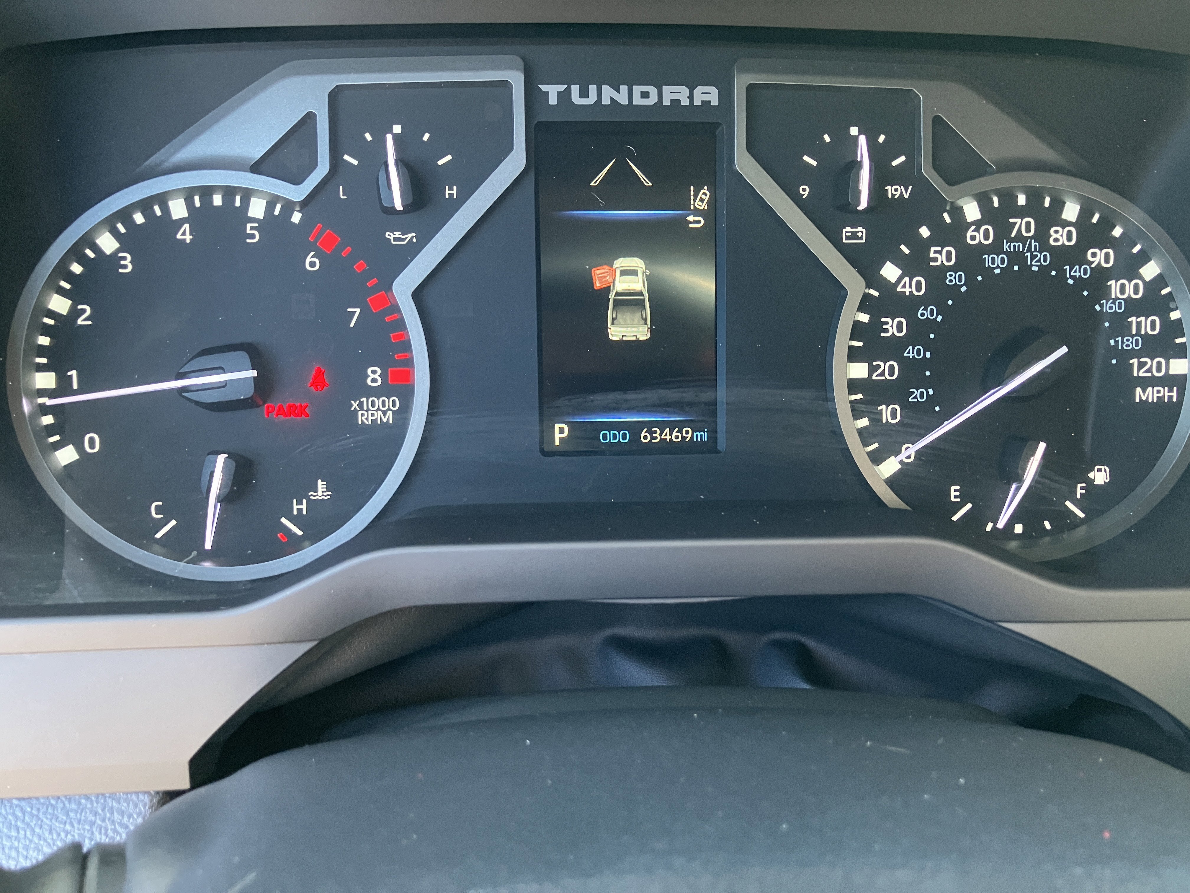 2022 Toyota Tundra 4WD SR5