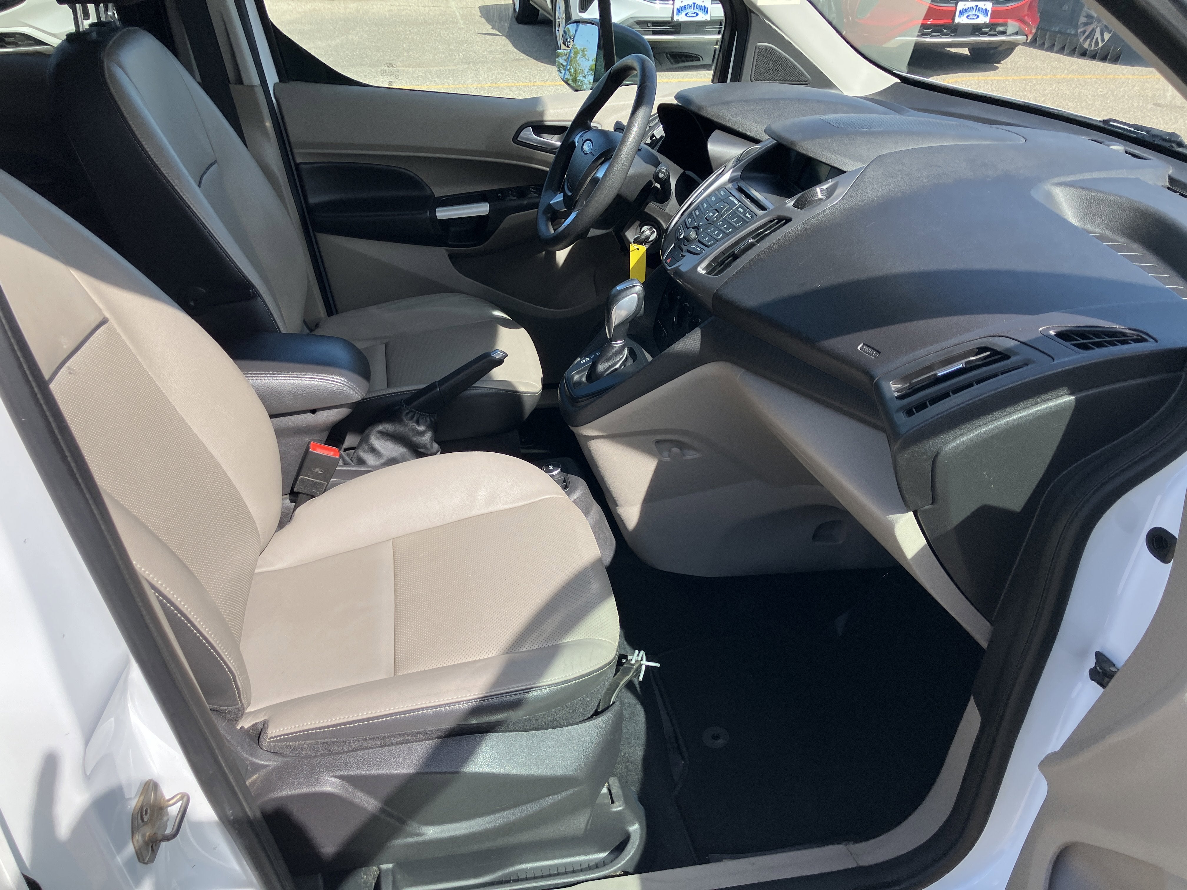 2014 Ford Transit Connect Wagon XLT