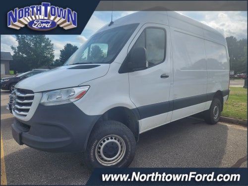 2019 Freightliner Sprinter Crew Van Base